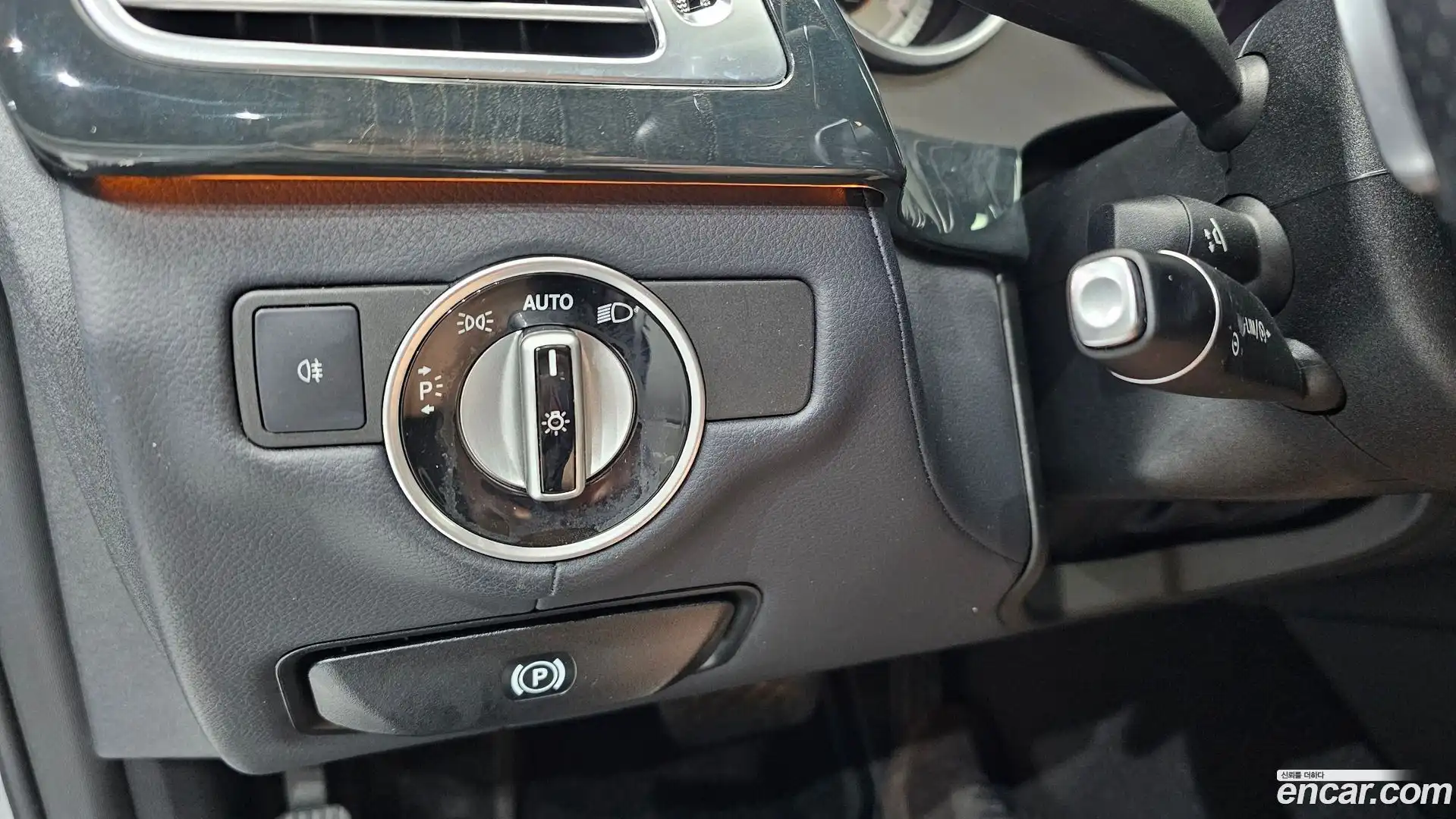 CLS-Class Mercedes-Benz 2015.2-OPTION-021