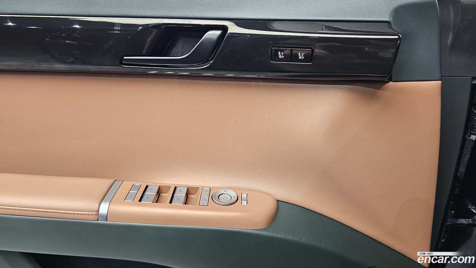 Grandeur Hyundai 2023.3-OPTION-023