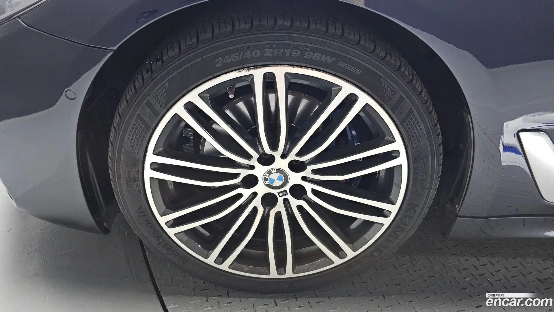 5-Series BMW 2019.6-OUTER-005