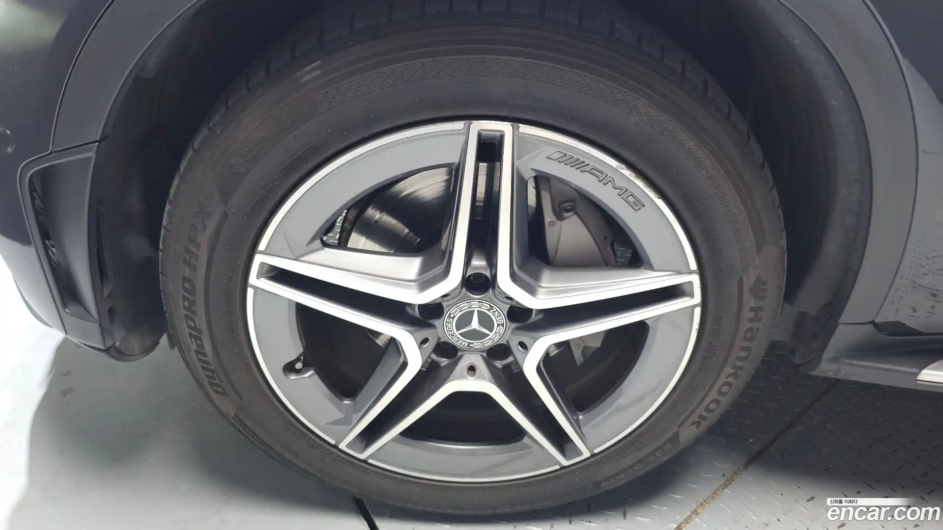 GLC-Class Mercedes-Benz 2021.2-OUTER-005