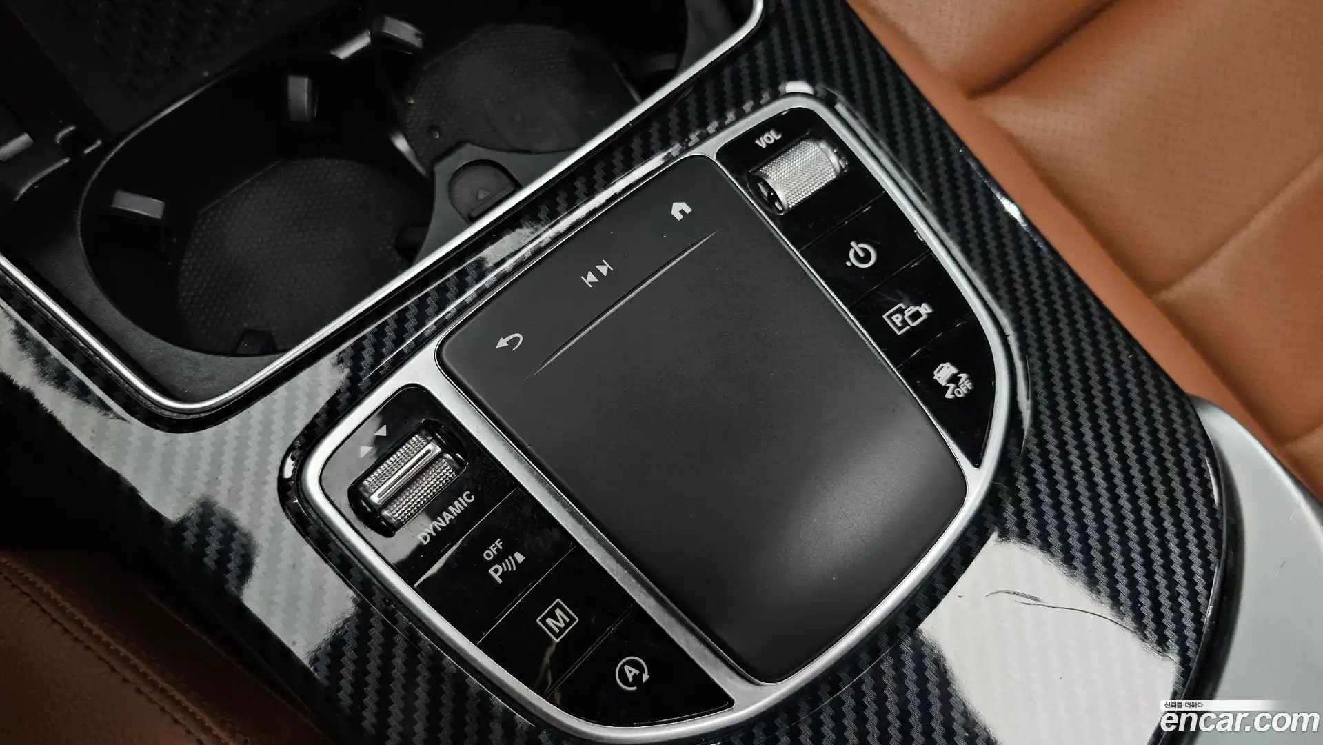 GLC-Class Mercedes-Benz 2021.2-OPTION-022