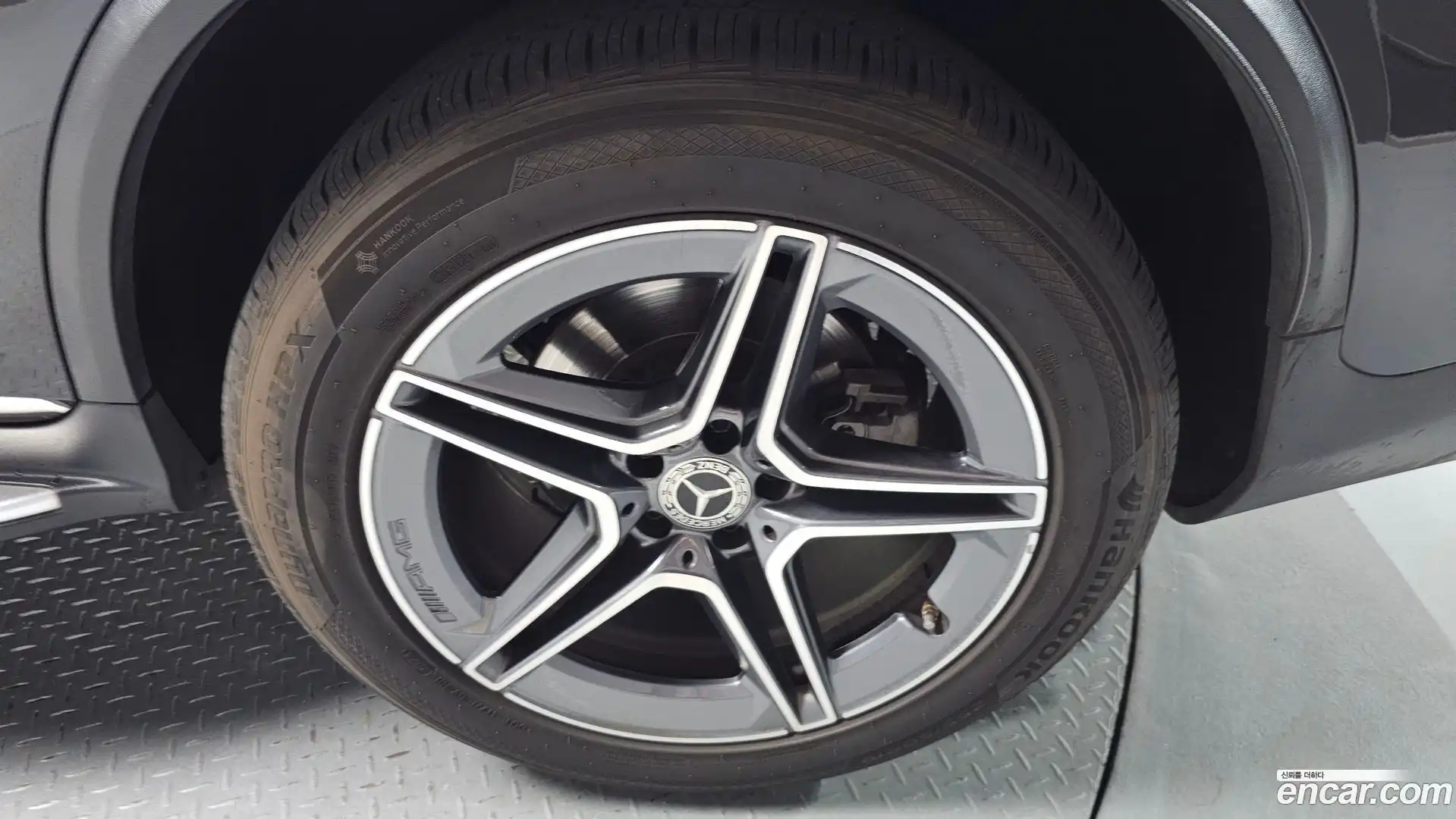 GLC-Class Mercedes-Benz 2021.2-OUTER-031