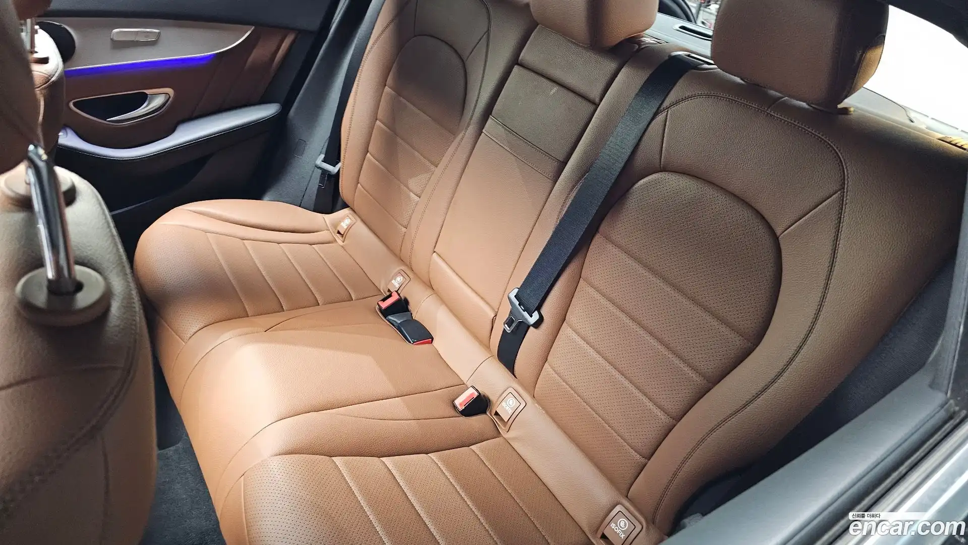 GLC-Class Mercedes-Benz 2021.2-OPTION-045