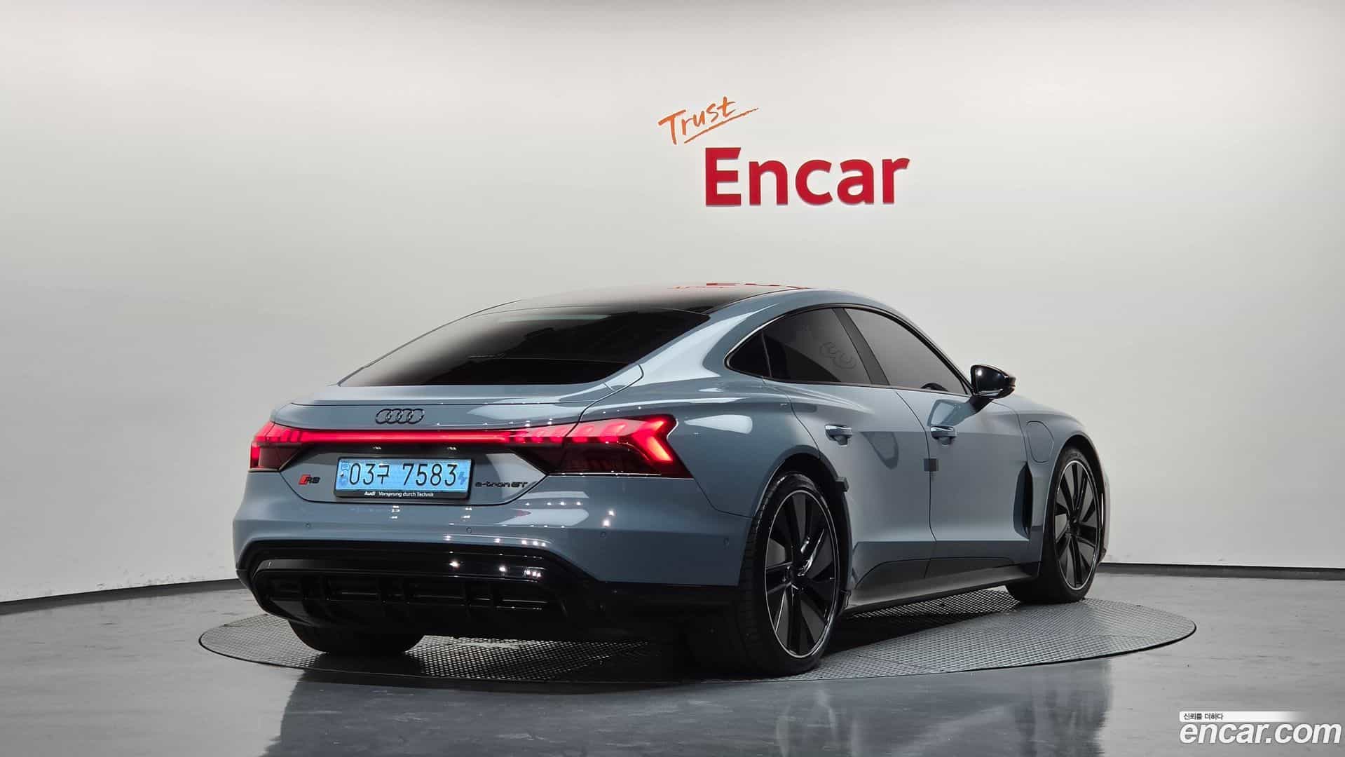 e-tron GT Audi 2022.2-OUTER-002