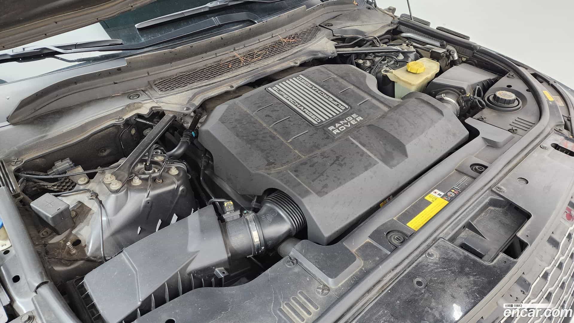 Range Rover Land Rover 2013.2-OUTER-006