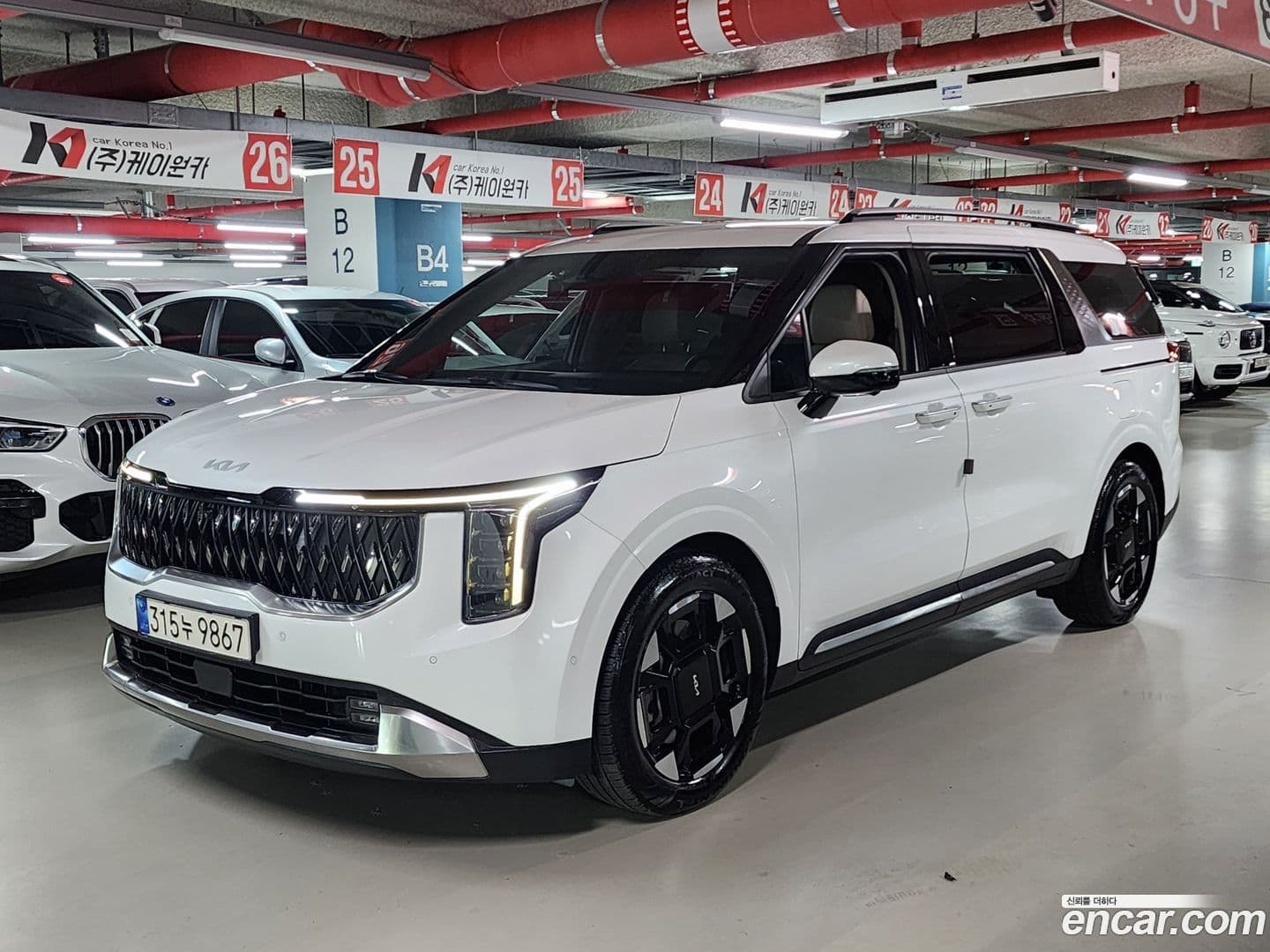 Main__Slider__Photo:Canival Kia 2023.10-0