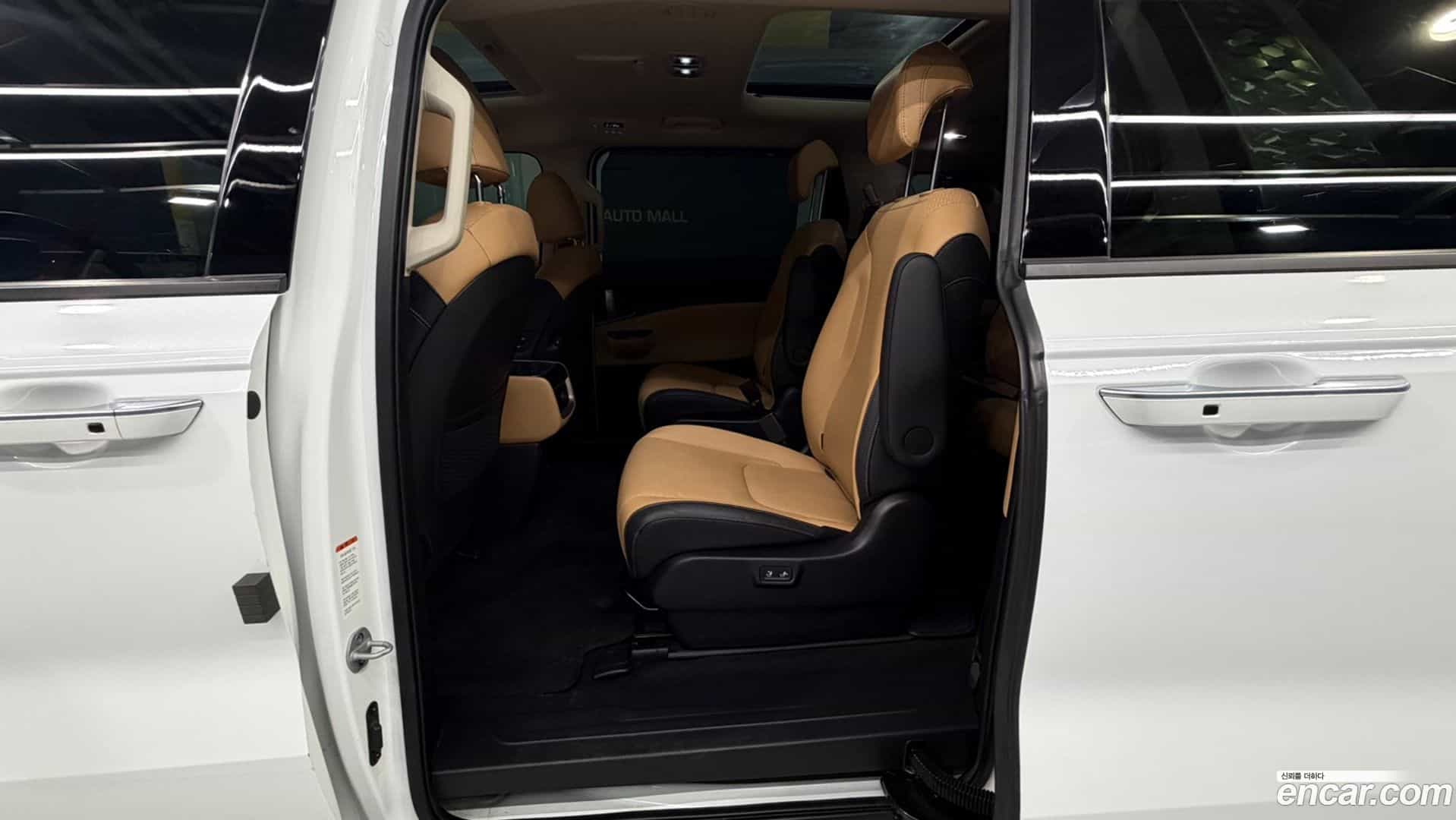 Canival Kia 2023.3-OPTION-015