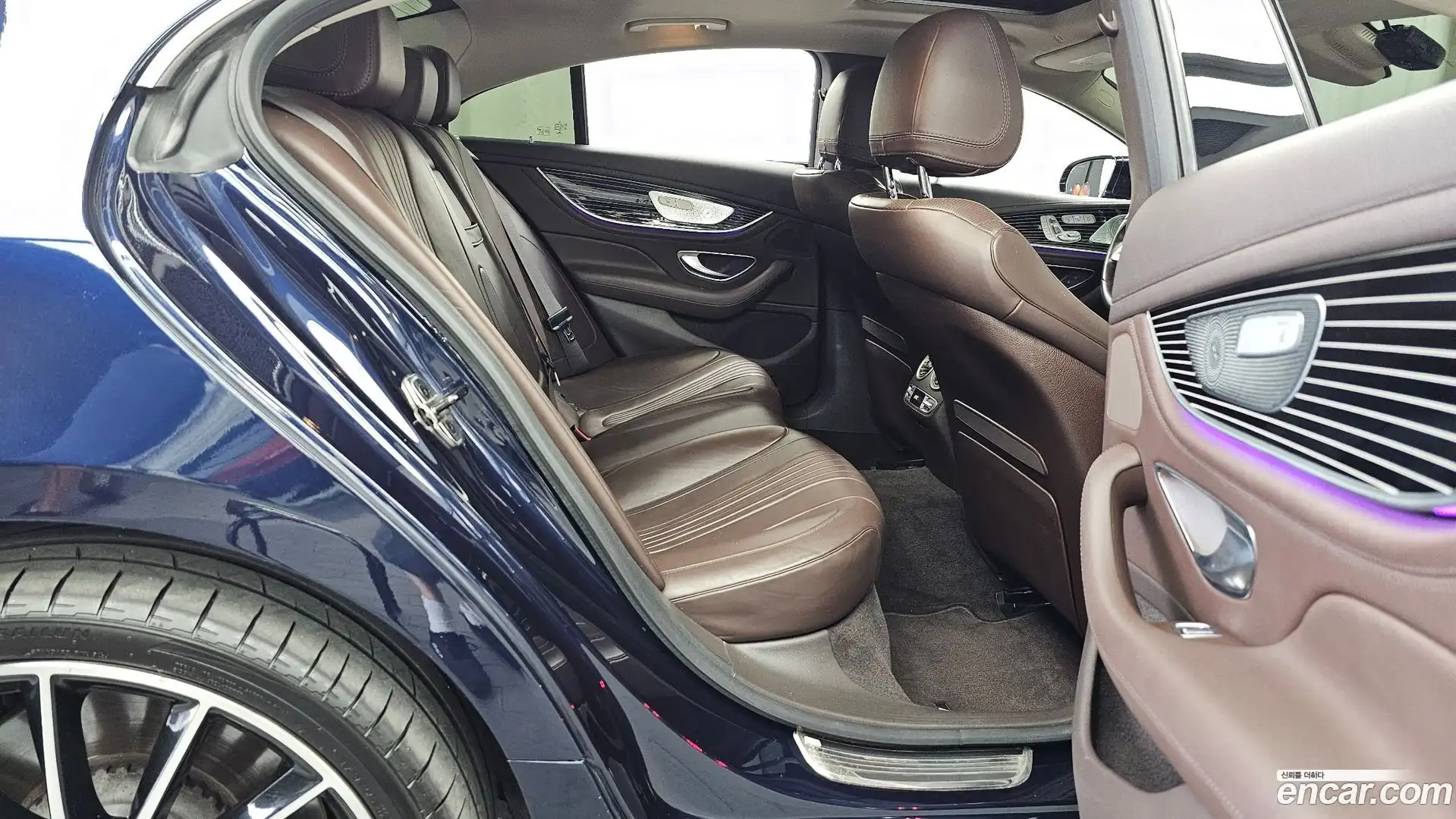 CLS-Class Mercedes-Benz 2019.10-OPTION-016
