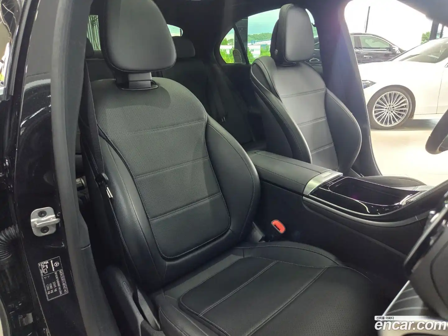 C-Class Mercedes-Benz 2024.11-INNER-010