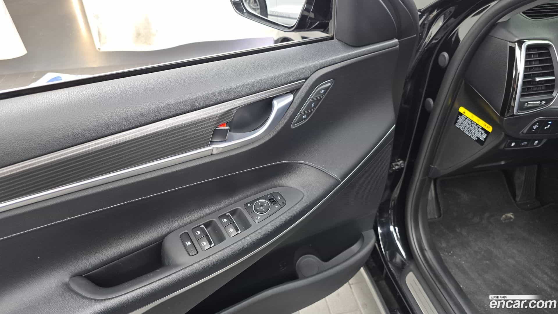 Grandeur Hyundai 2016.11-OPTION-041
