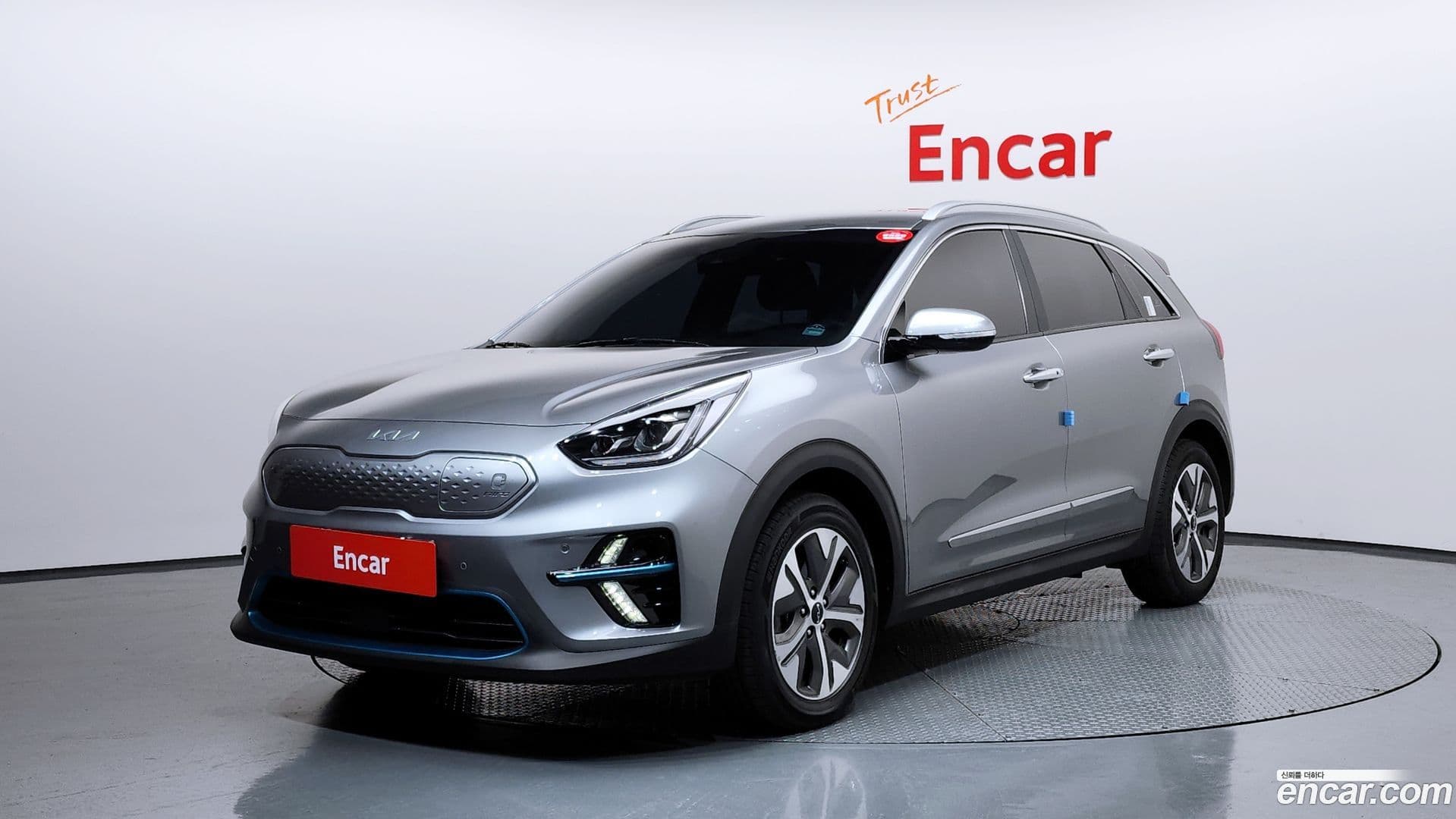 Main__Slider__Photo:Niro Kia 2021.5-0