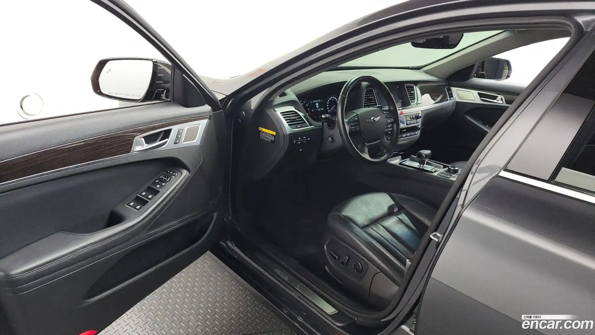 G80 Genesis 2020.2-INNER-010