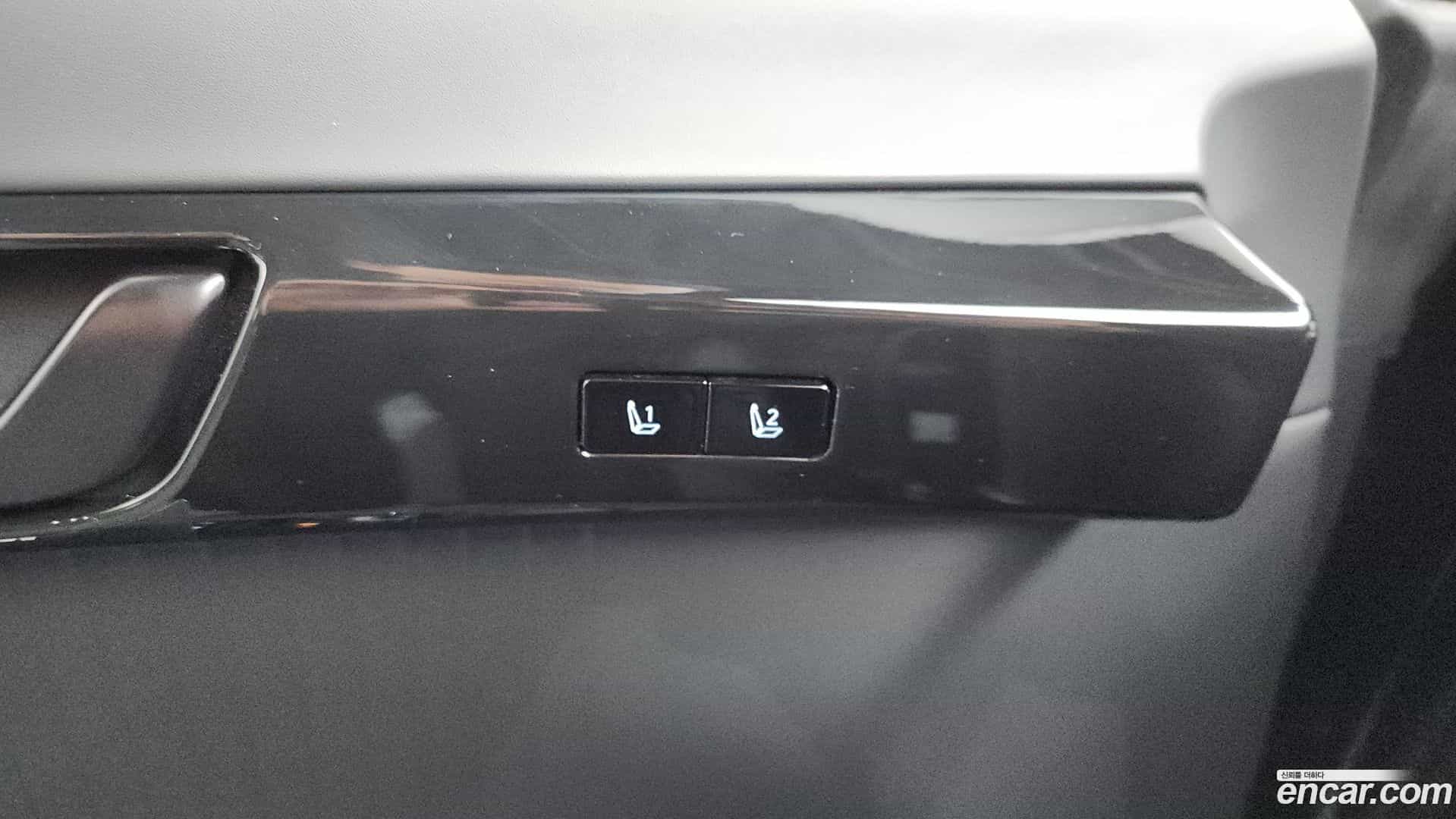 Grandeur Hyundai 2023.4-OPTION-020