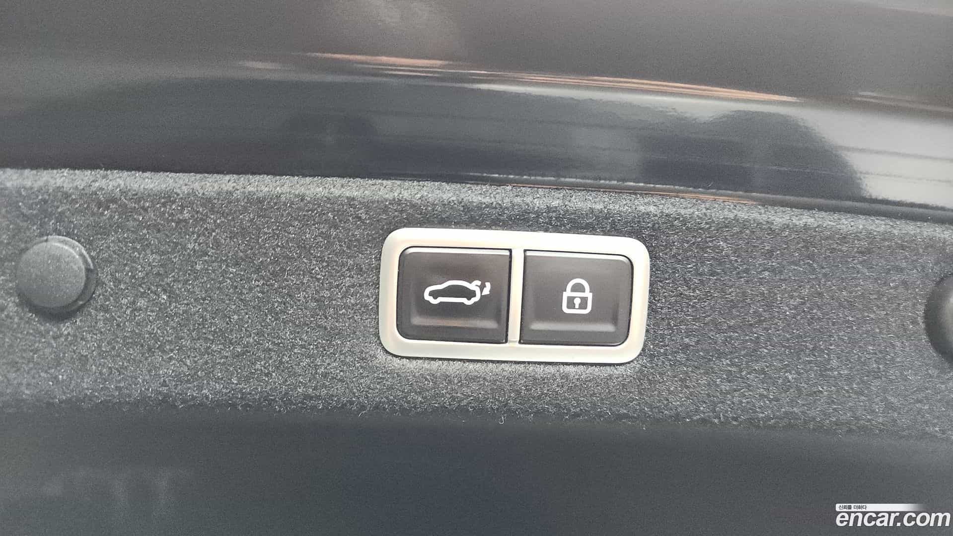 Grandeur Hyundai 2023.4-OPTION-021