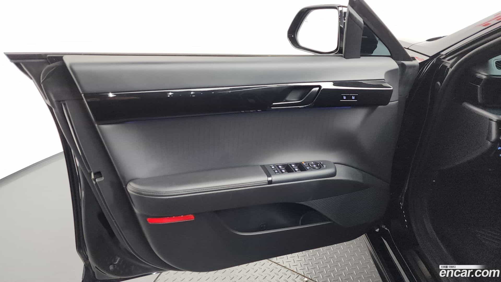 Grandeur Hyundai 2023.4-INNER-034