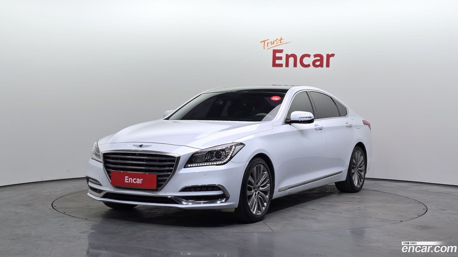 Main__Slider__Photo:G80 Genesis 2016.6-0