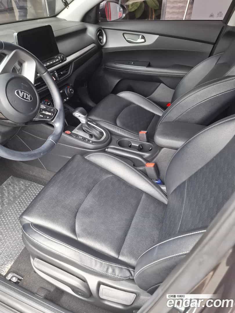Sonata Hyundai 2022.1-INNER-007