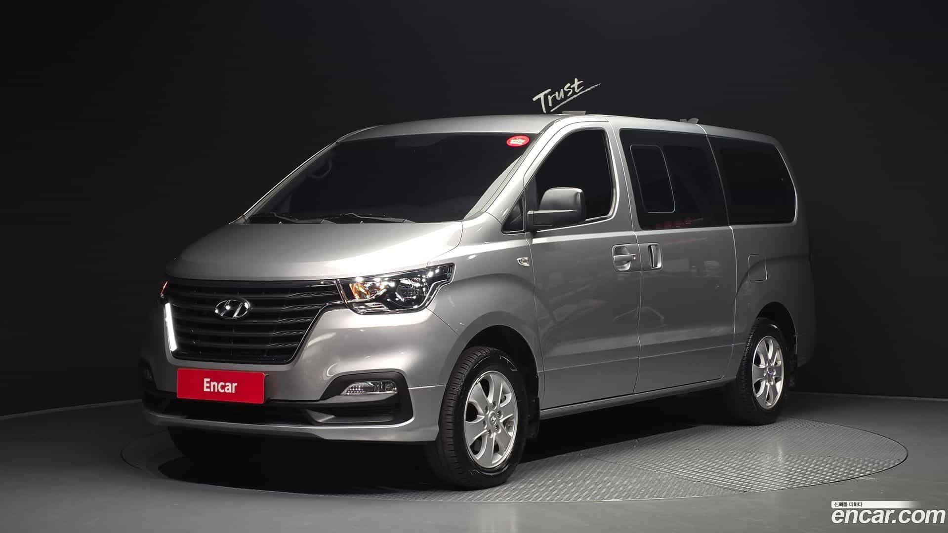 Starex Hyundai 2018.6-OUTER-001
