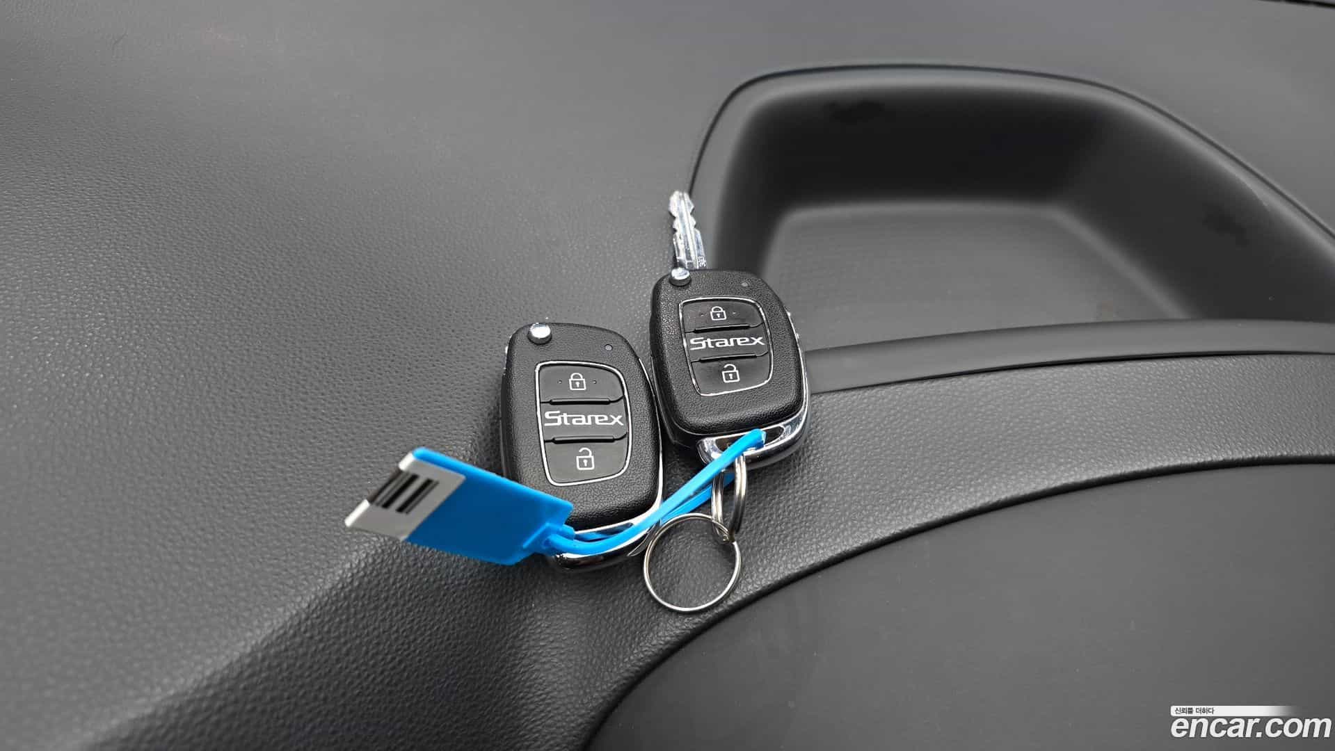 Starex Hyundai 2018.6-OPTION-040