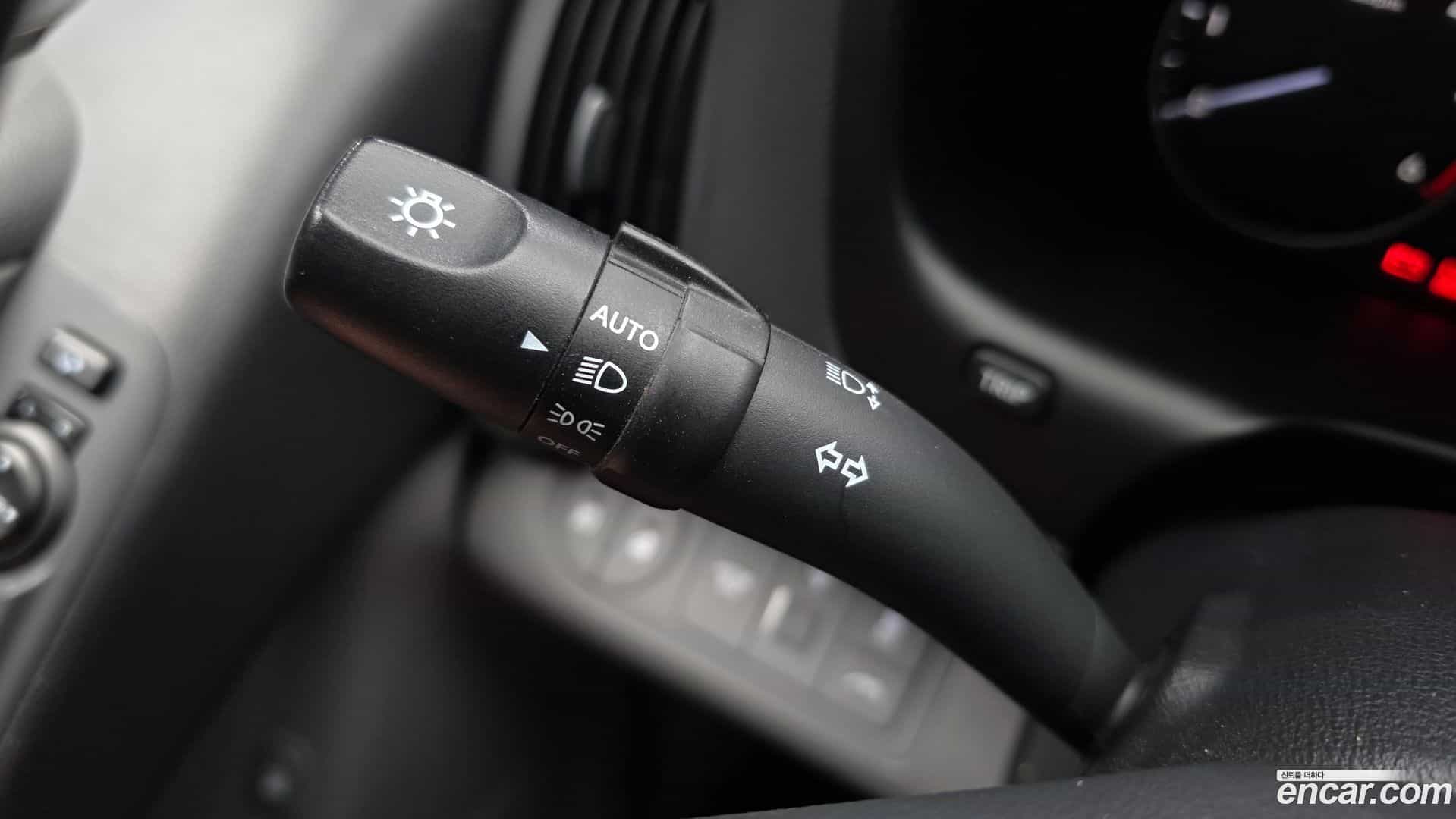 Starex Hyundai 2018.6-OPTION-041