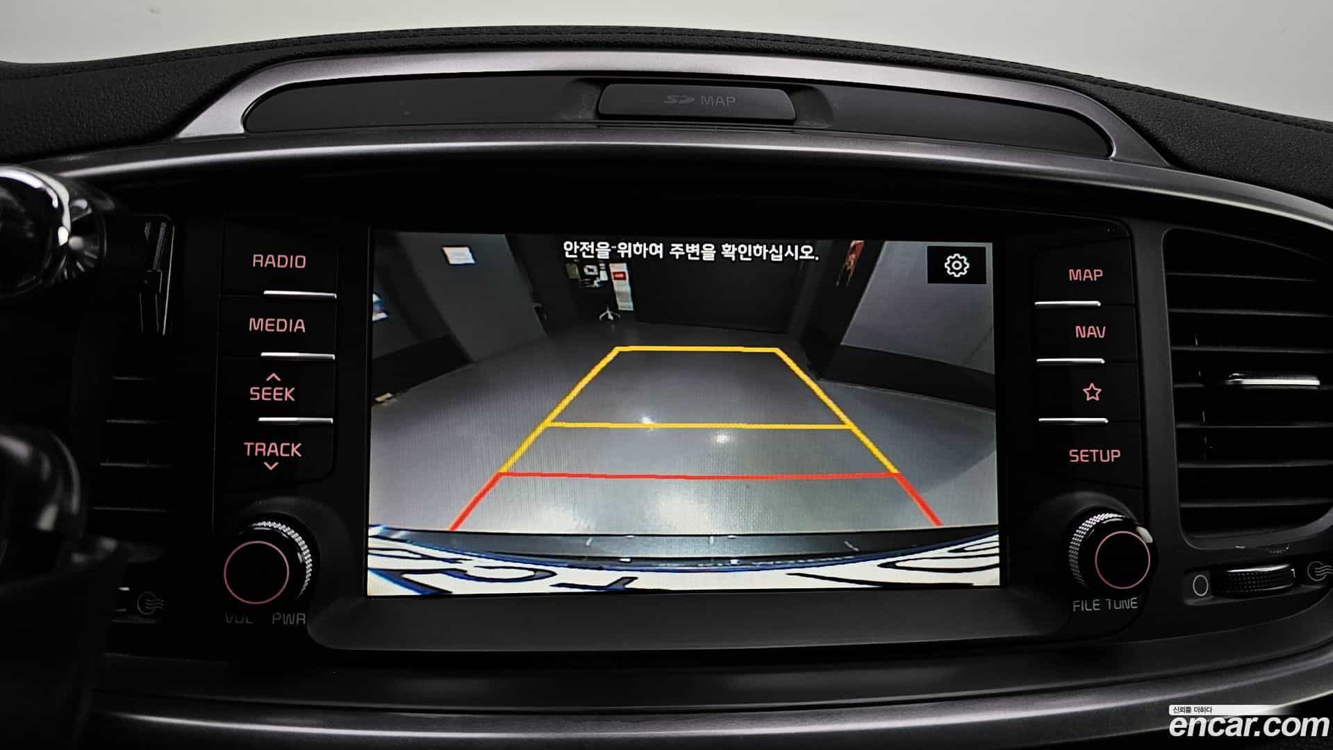 Sorento Kia 2018.9-OPTION-021