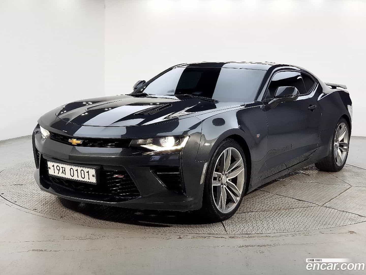 Camaro Chevrolet 2016.9-OUTER-001
