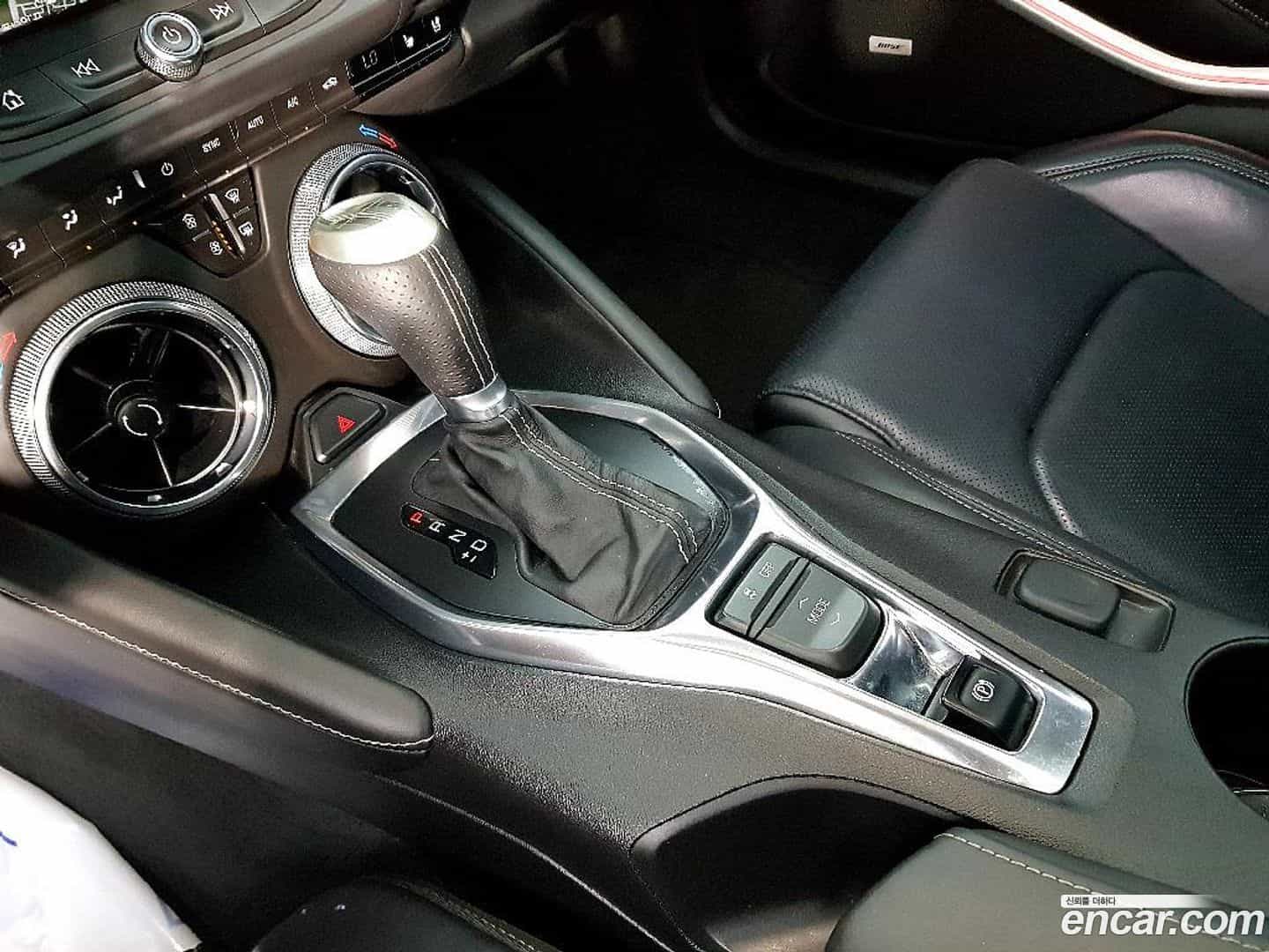 Camaro Chevrolet 2016.9-OPTION-017