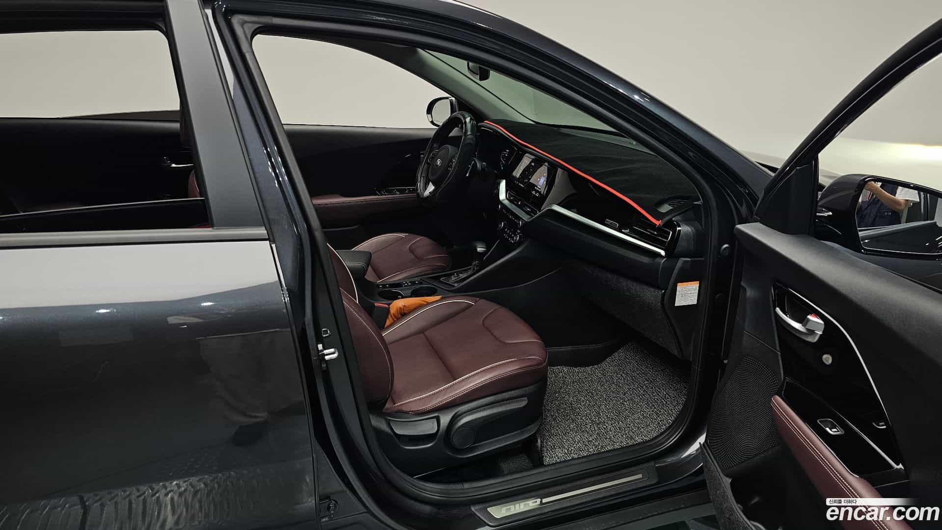 Niro Kia 2019.3-INNER-036