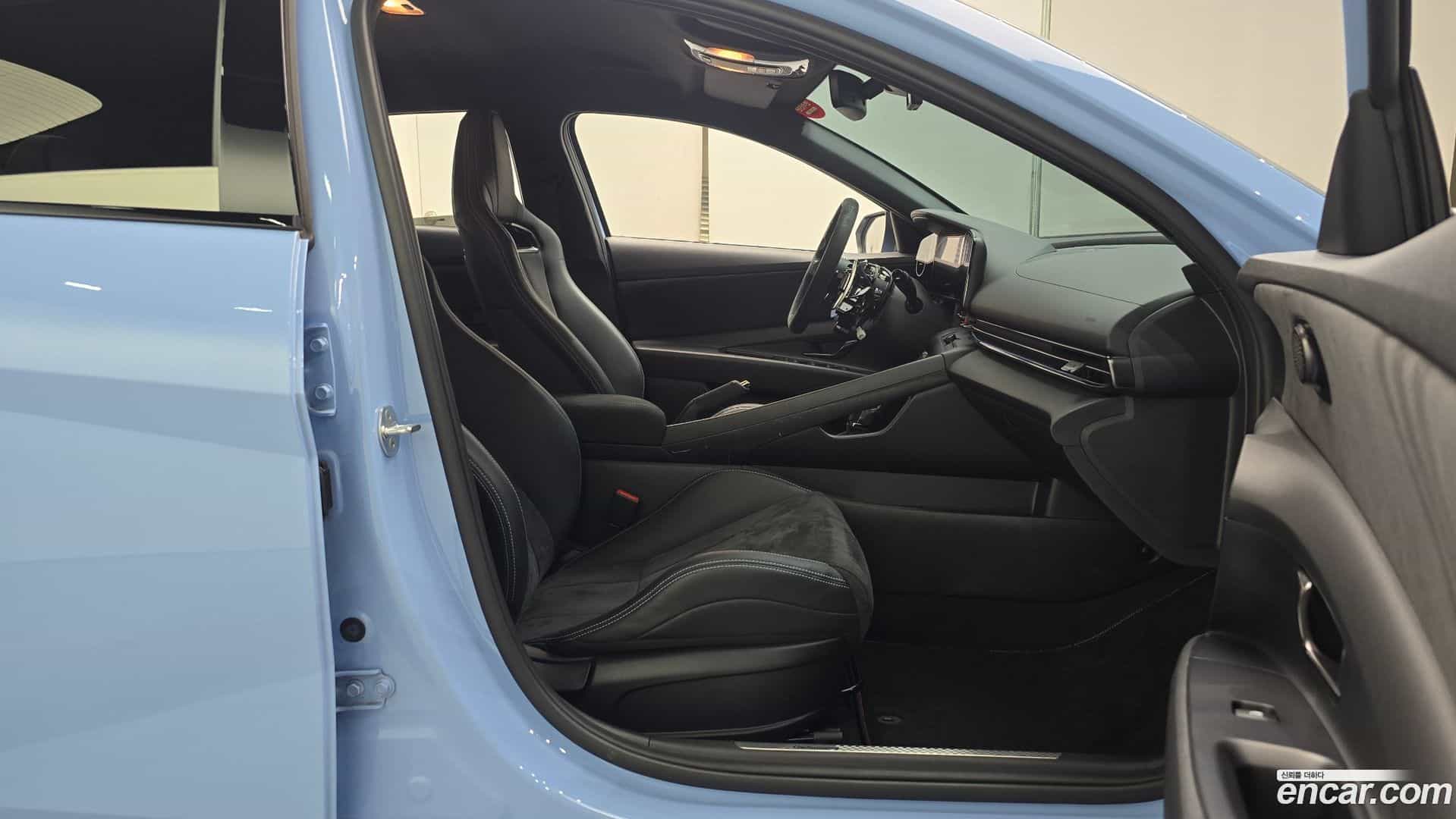 AVANTE Hyundai 2021.11-INNER-036