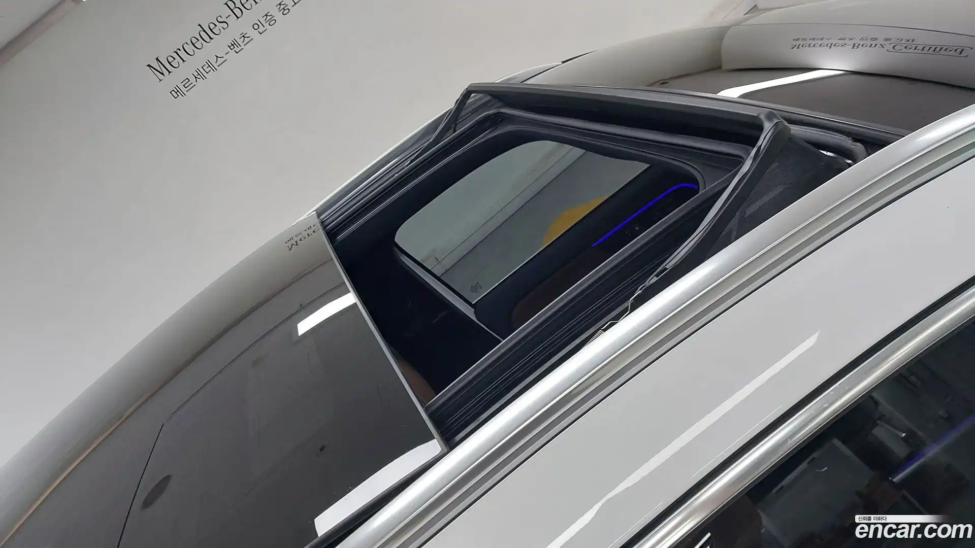 GLA-Class Mercedes-Benz 2023.4-OPTION-016