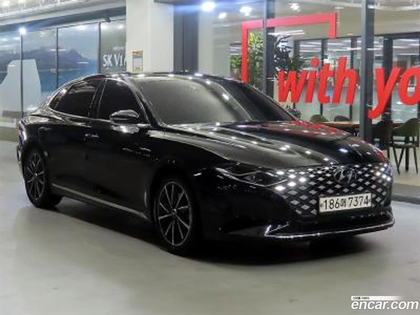 Main__Slider__Photo:Grandeur Hyundai 2020.0-0