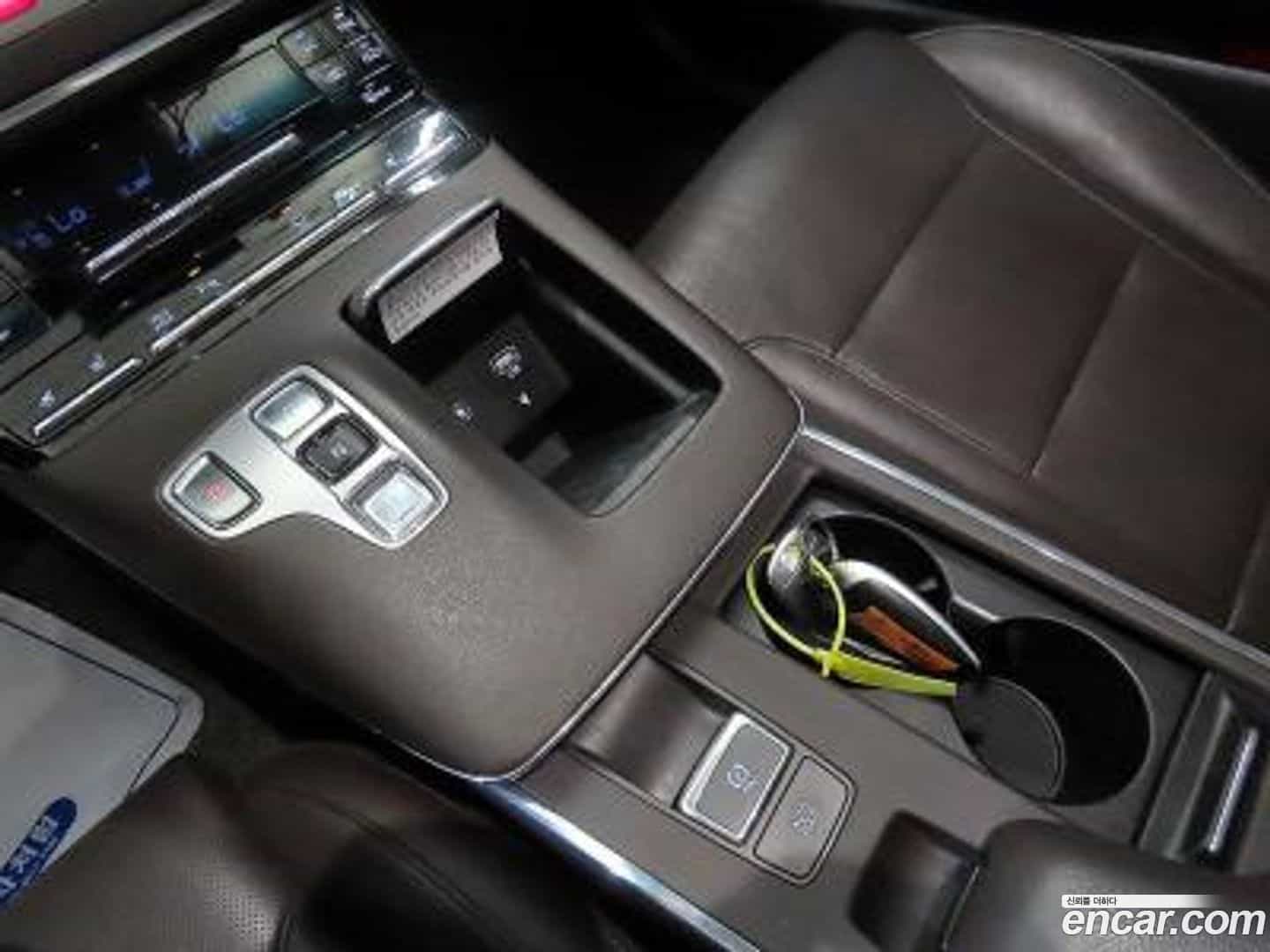Grandeur Hyundai 2020.0-OPTION-016