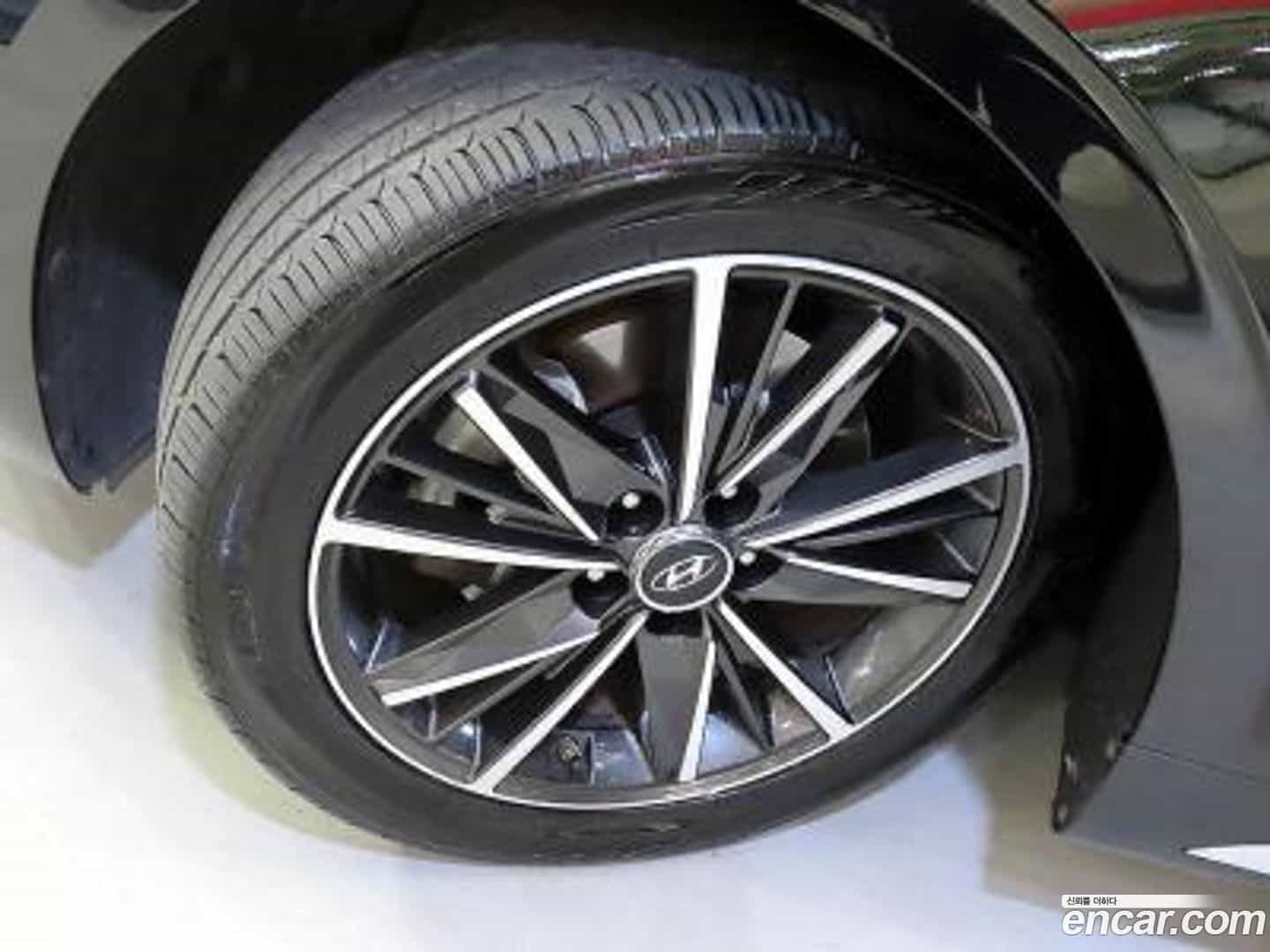 Grandeur Hyundai 2020.0-OPTION-024