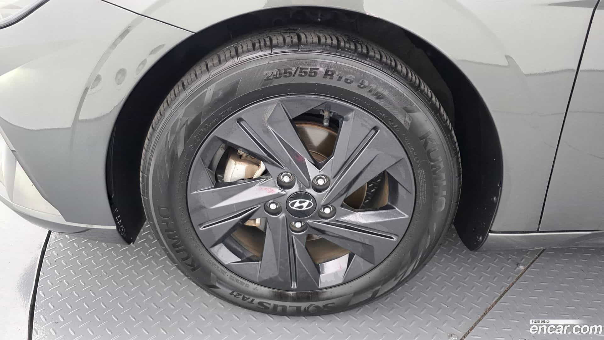 AVANTE Hyundai 2021.11-OUTER-031