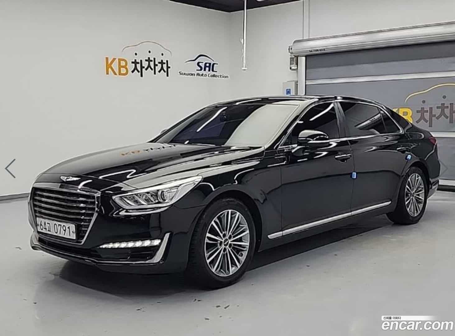 EQ900 Genesis 2016.5-OUTER-001
