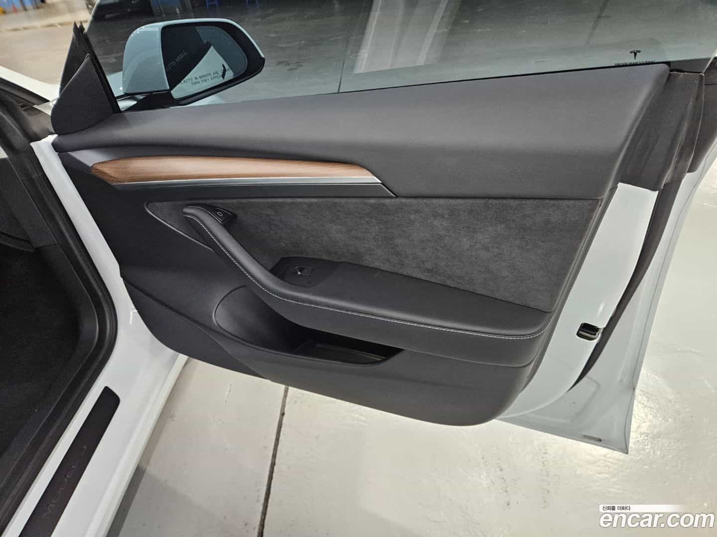 Model 3 Tesla 2022.1-OPTION-024