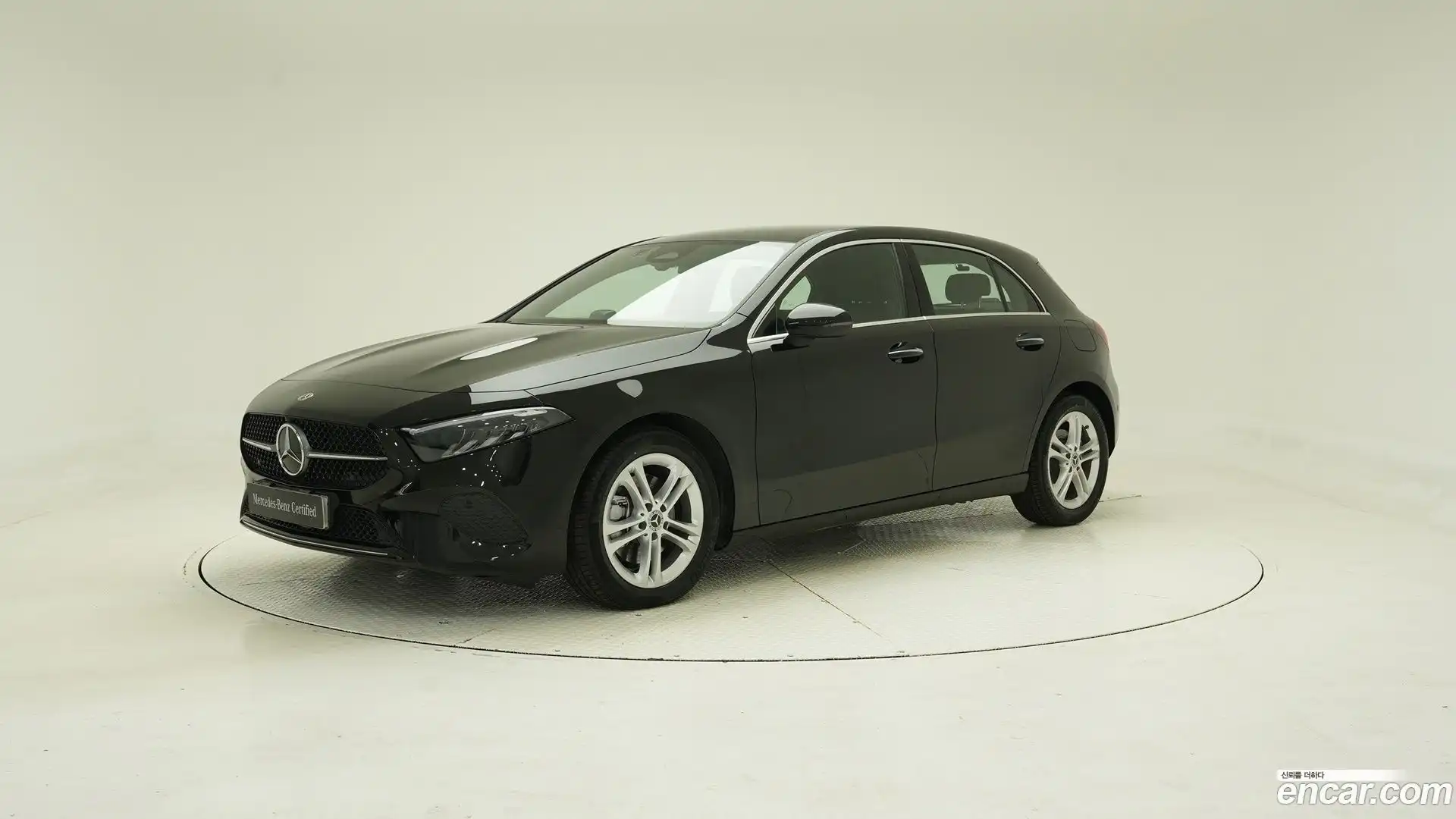 A-Class Mercedes-Benz 2024.11-OUTER-001