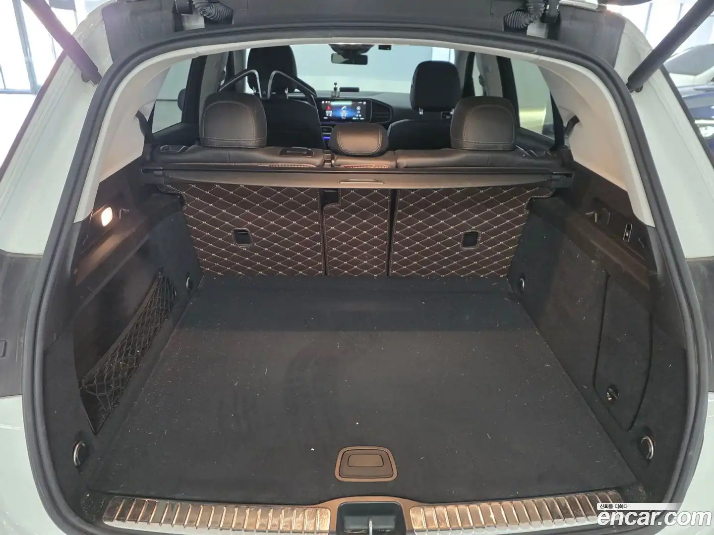 GLE-Class Mercedes-Benz 2023.2-OPTION-015