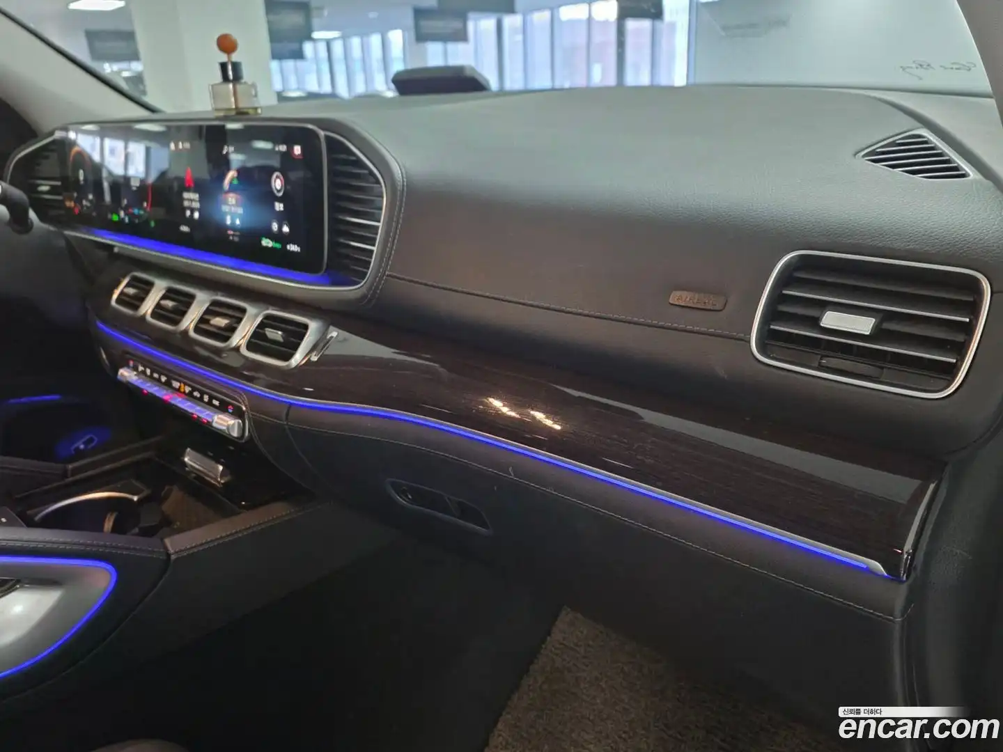 GLE-Class Mercedes-Benz 2023.2-OPTION-017