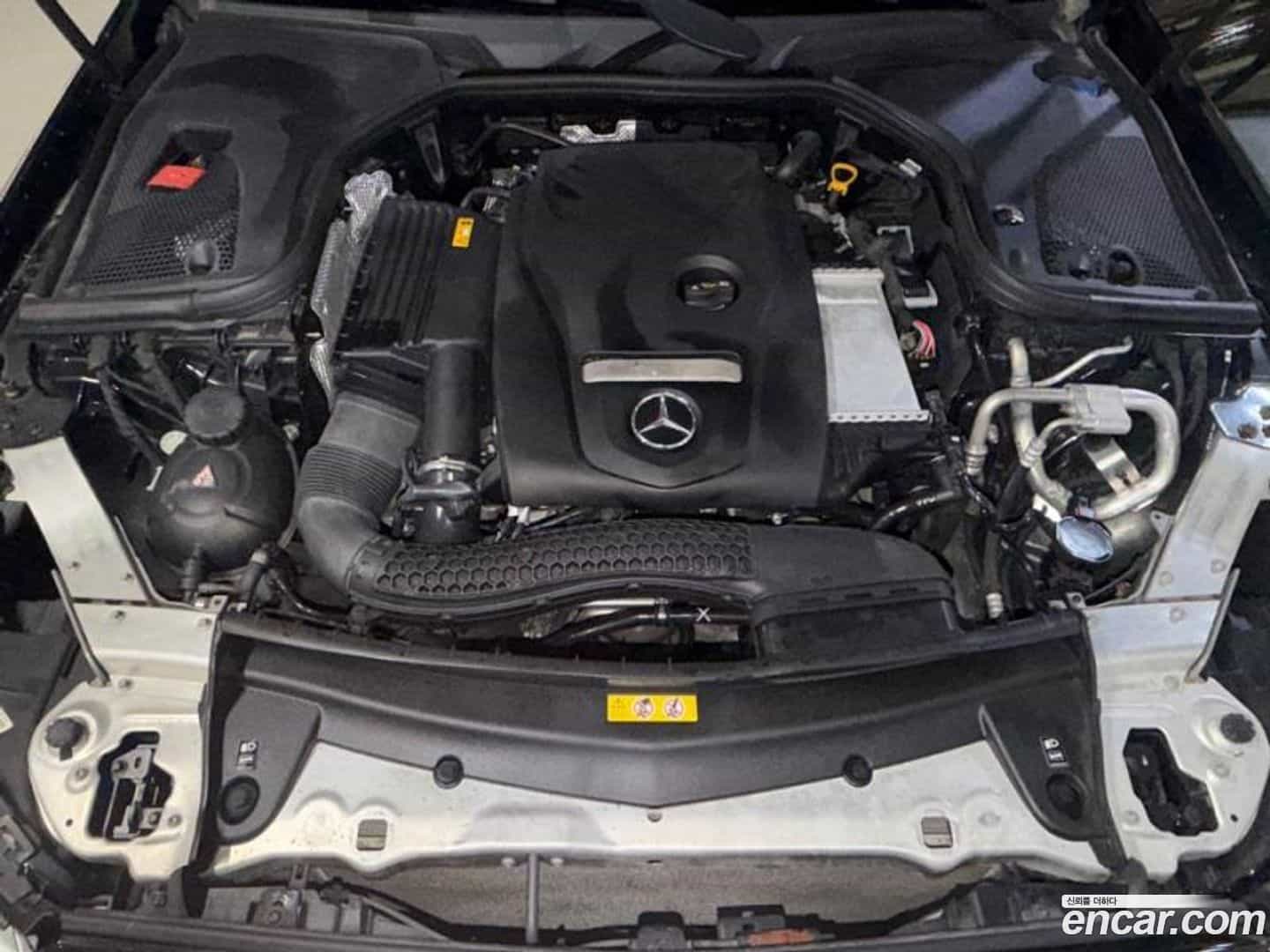 E-Class Mercedes-Benz 2018.5-OPTION-023