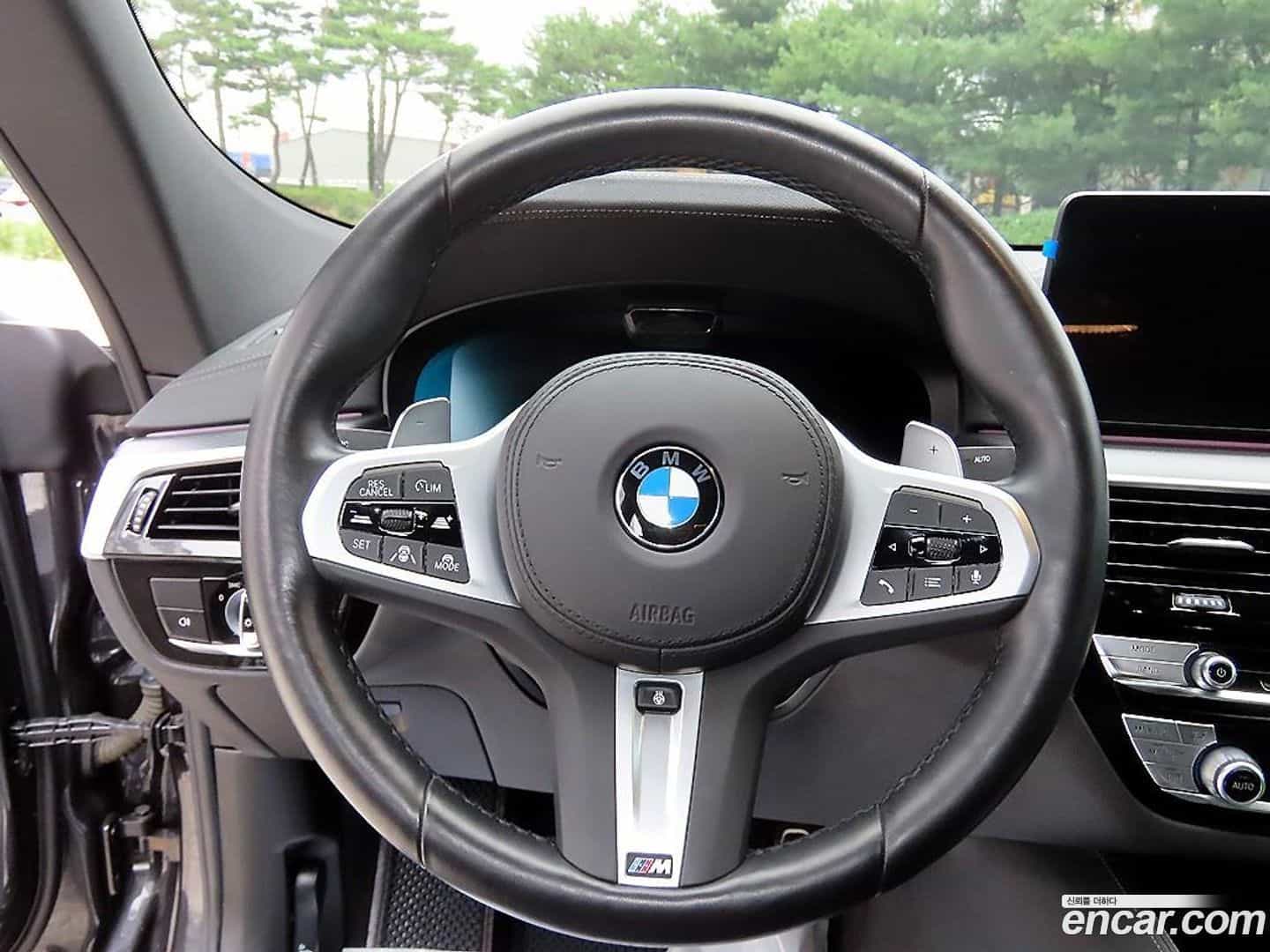 Gran Turismo BMW 2023.5-INNER-008