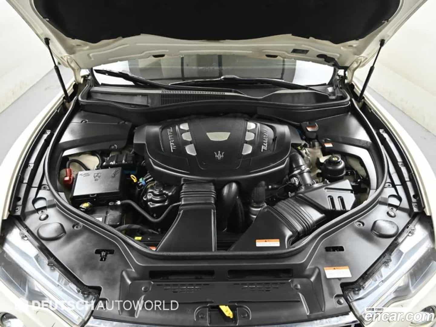 Levante Maserati 2016.10-OUTER-006