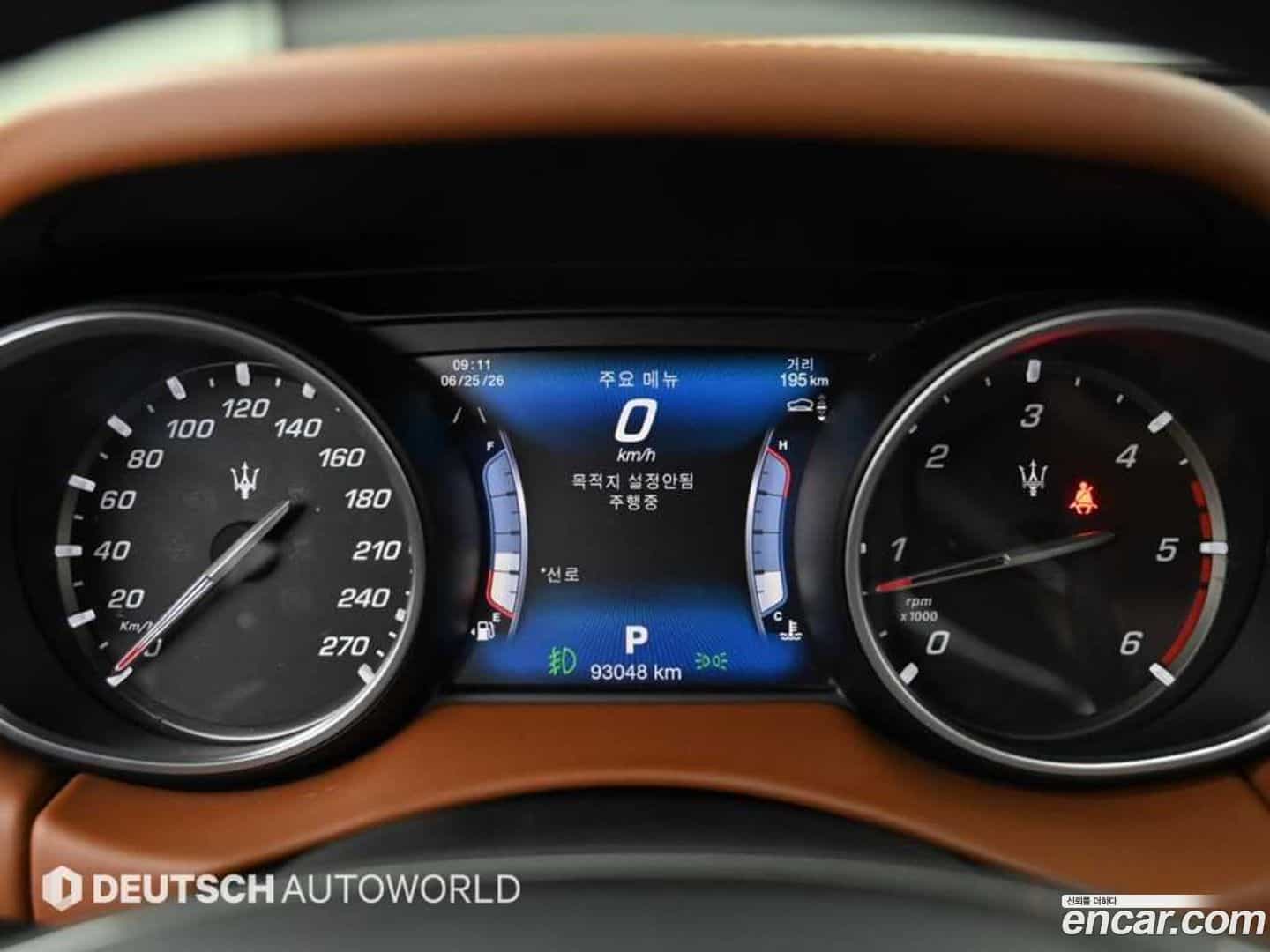 Levante Maserati 2016.10-INNER-008
