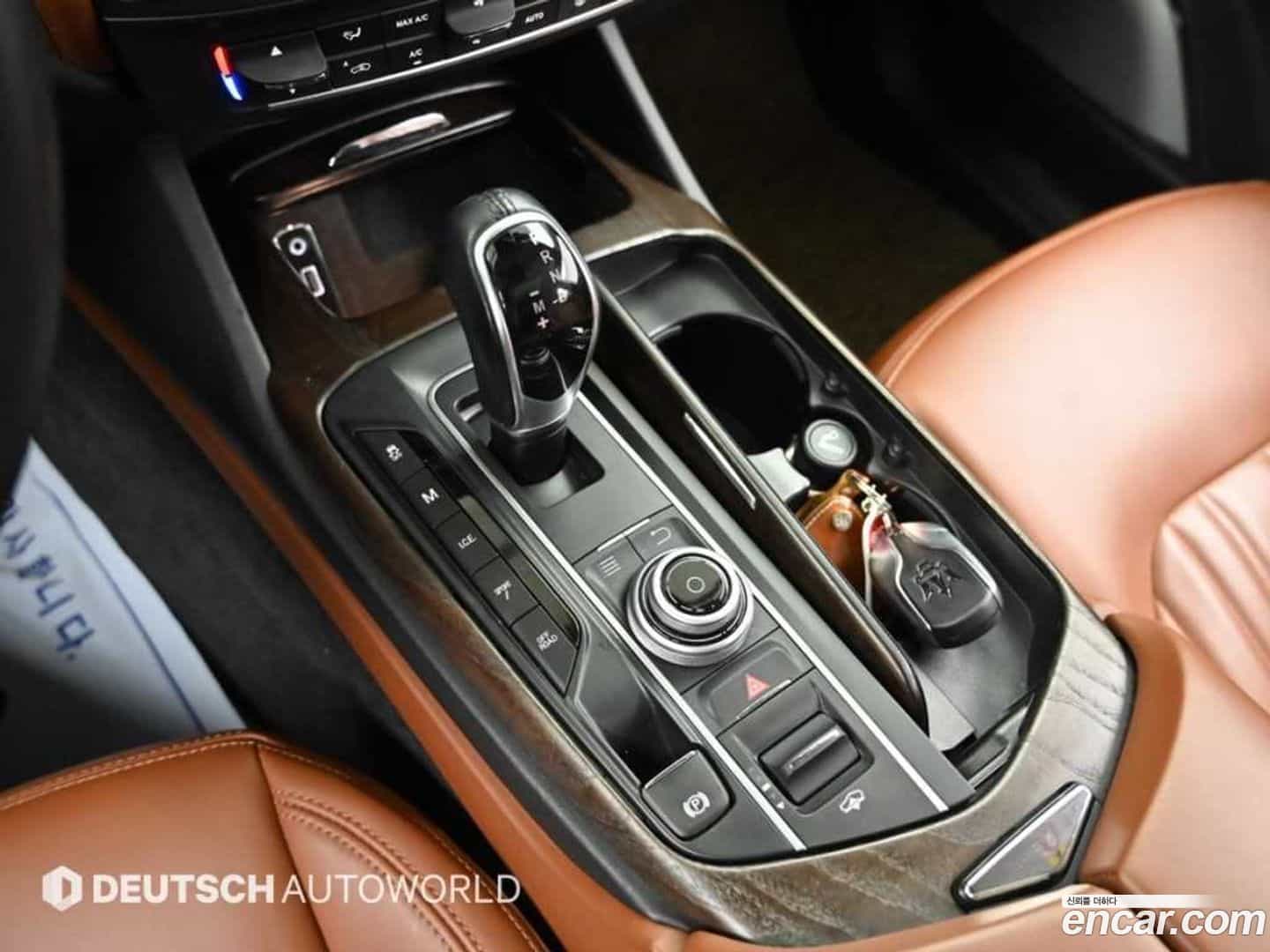 Levante Maserati 2016.10-INNER-009