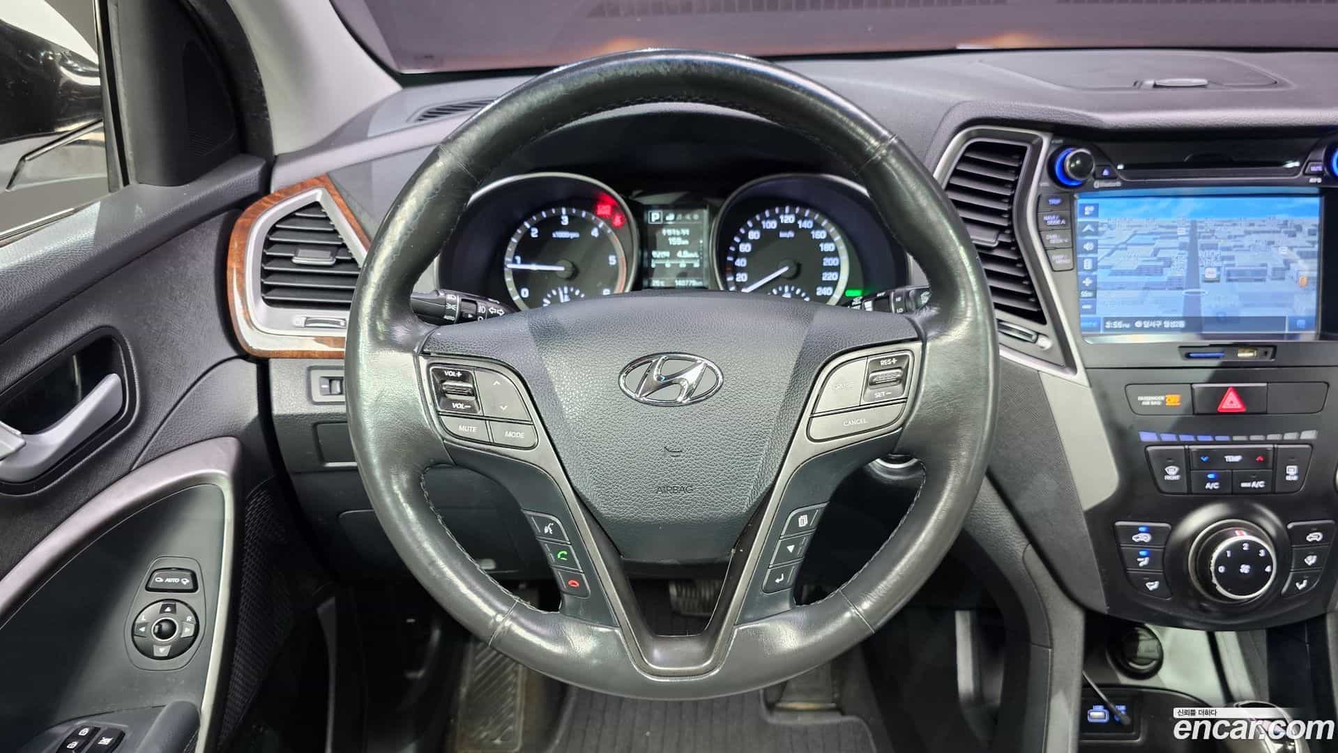 Santafe Hyundai 2015.7-OPTION-019
