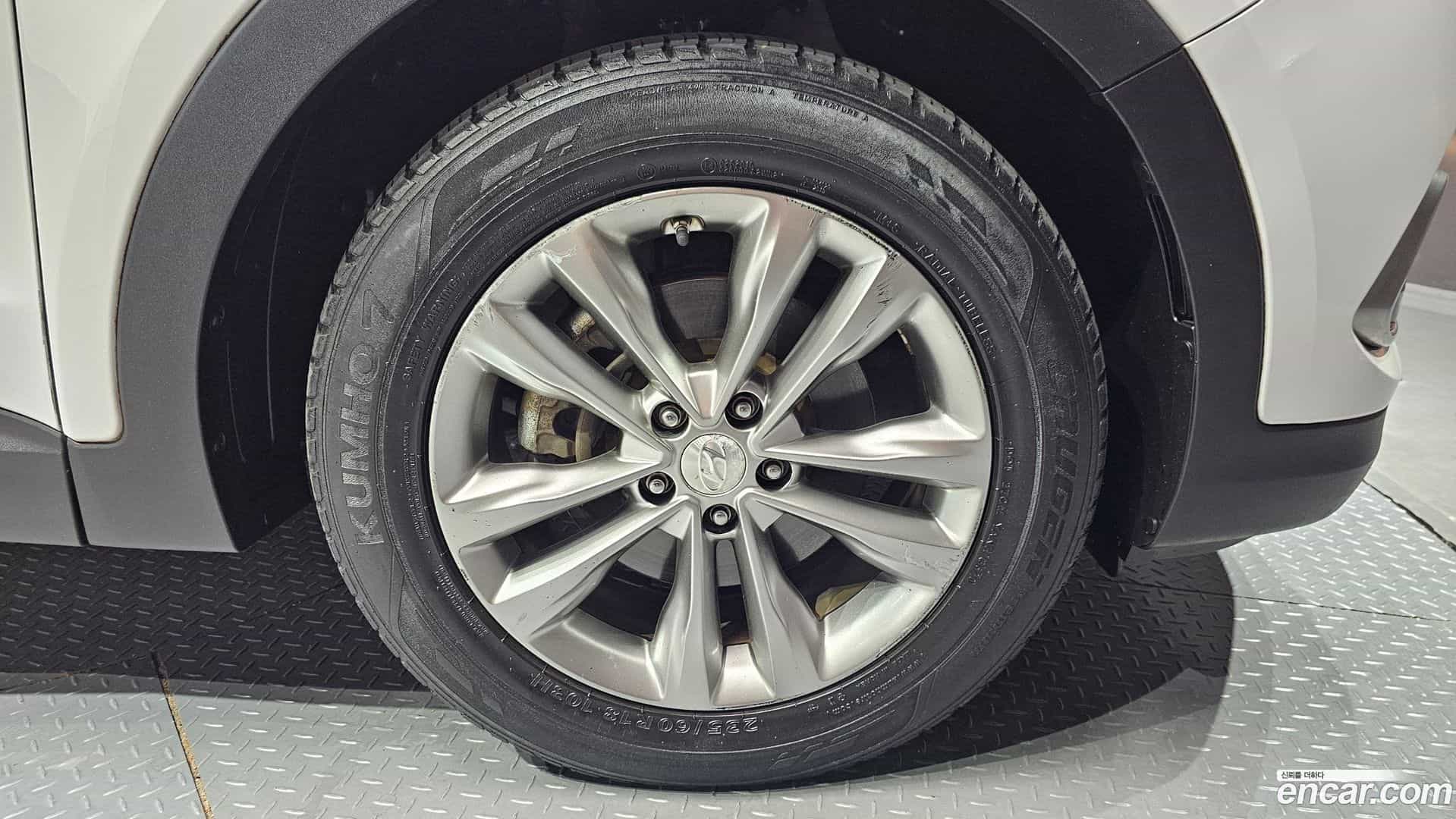 Santafe Hyundai 2015.7-OUTER-031