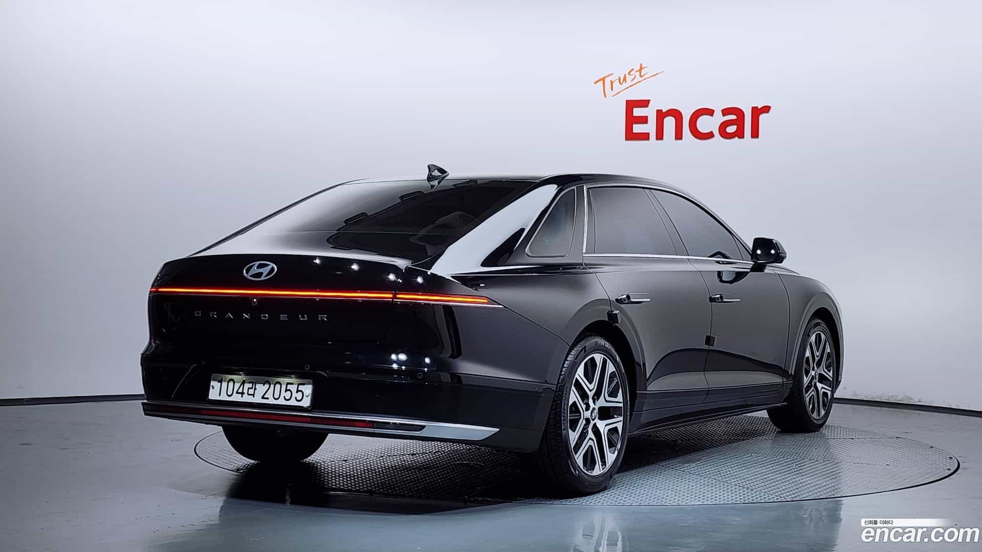 Grandeur Hyundai 2023.4-OUTER-002