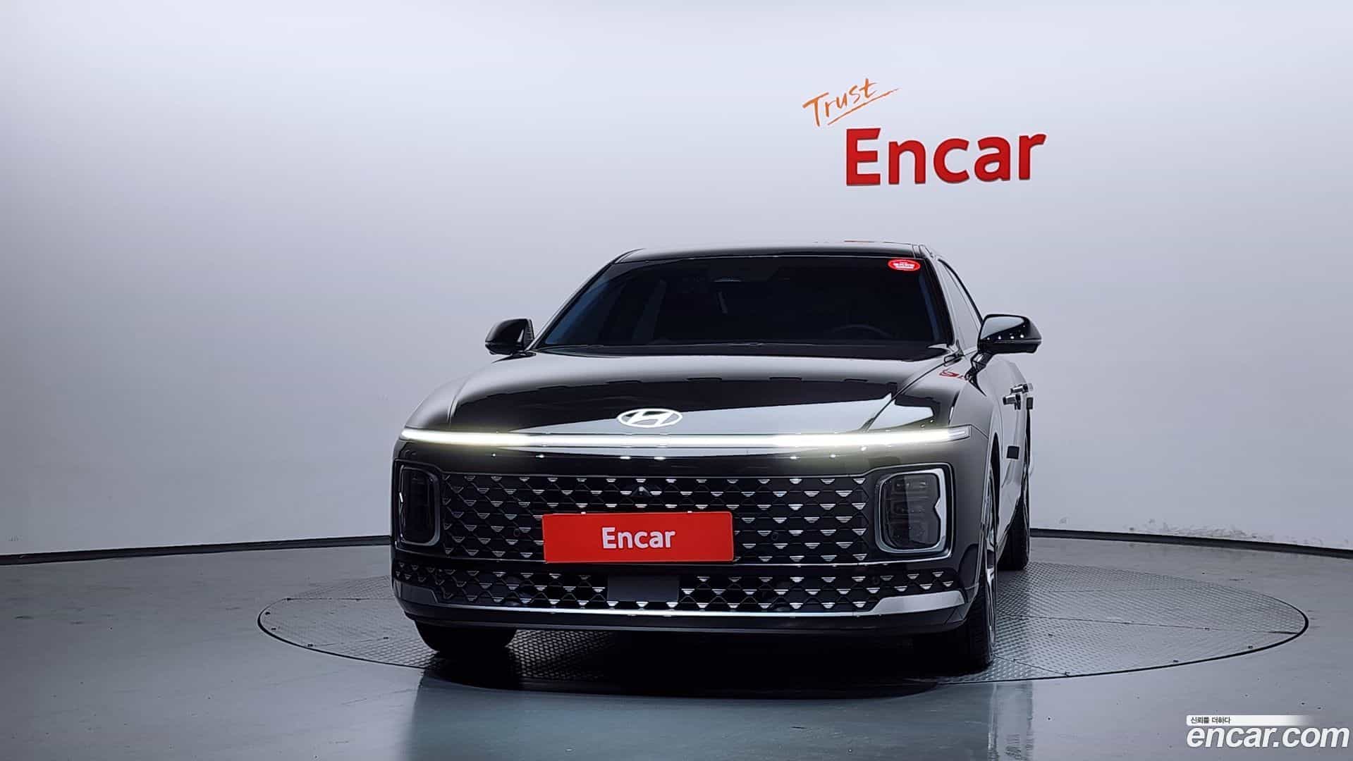Grandeur Hyundai 2023.4-OUTER-003