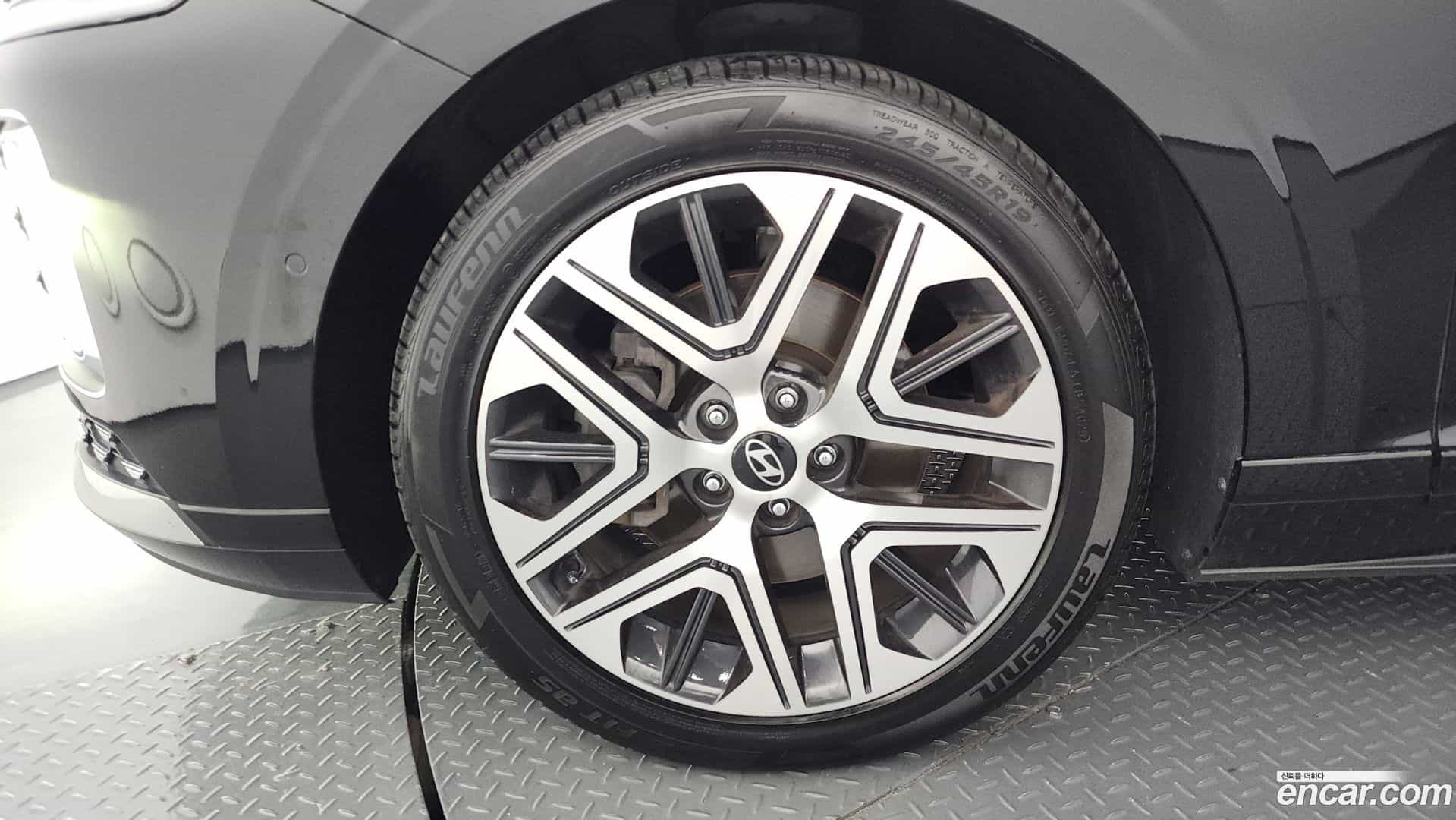 Grandeur Hyundai 2023.4-OUTER-005