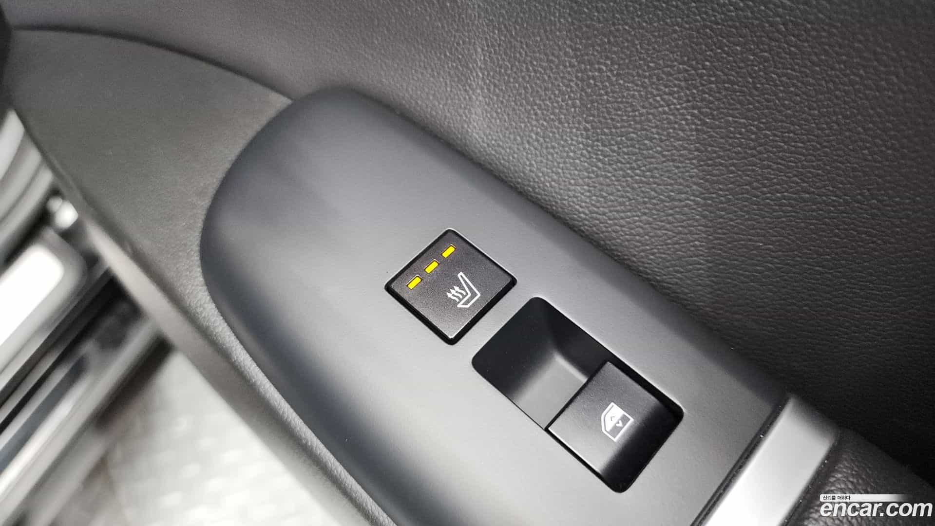 Grandeur Hyundai 2023.4-OPTION-043